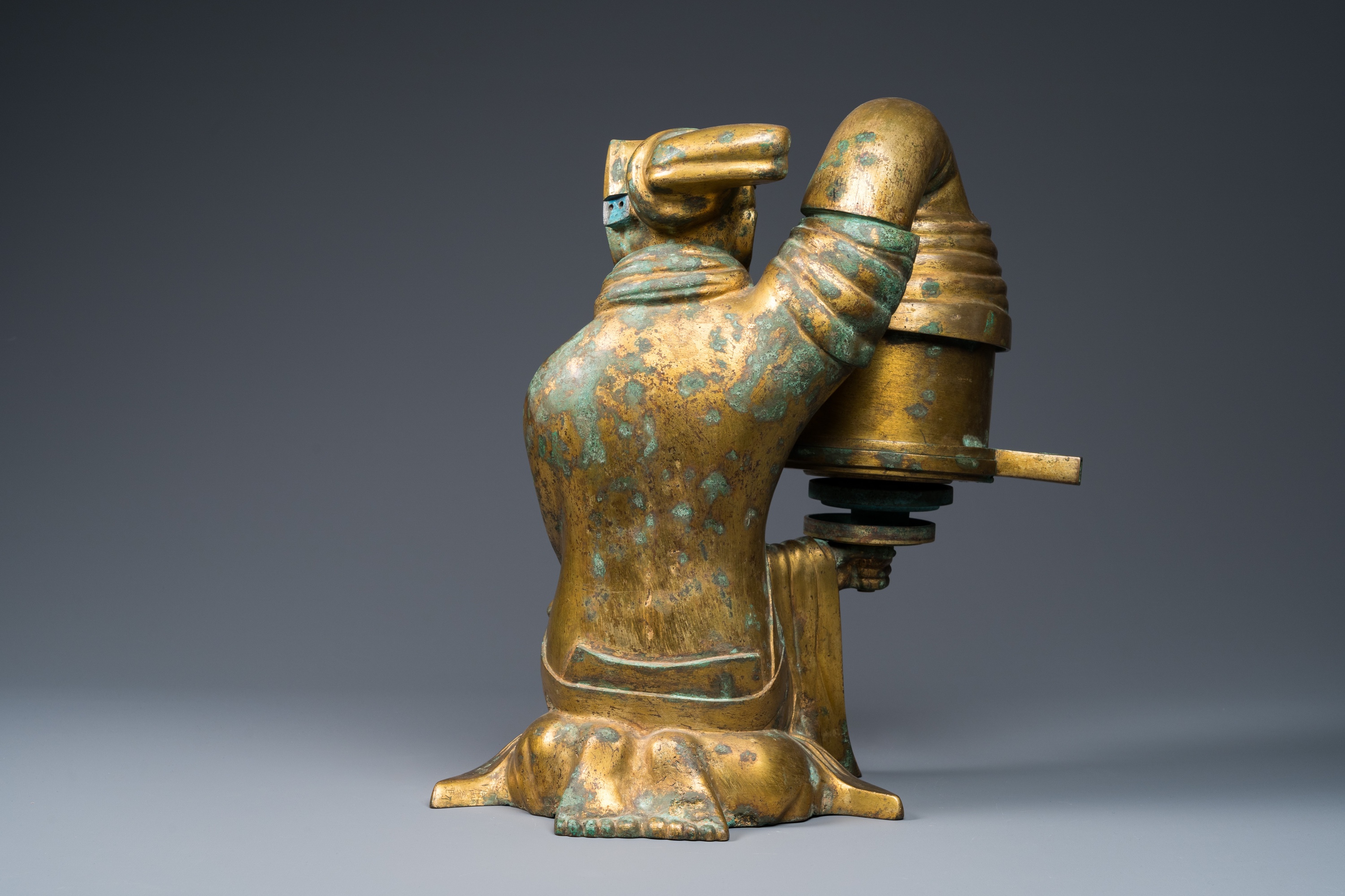 A large Chinese gilt bronze oil lamp in the shape of a kneeling figure, after a Han Dynasty example - Image 5 of 25