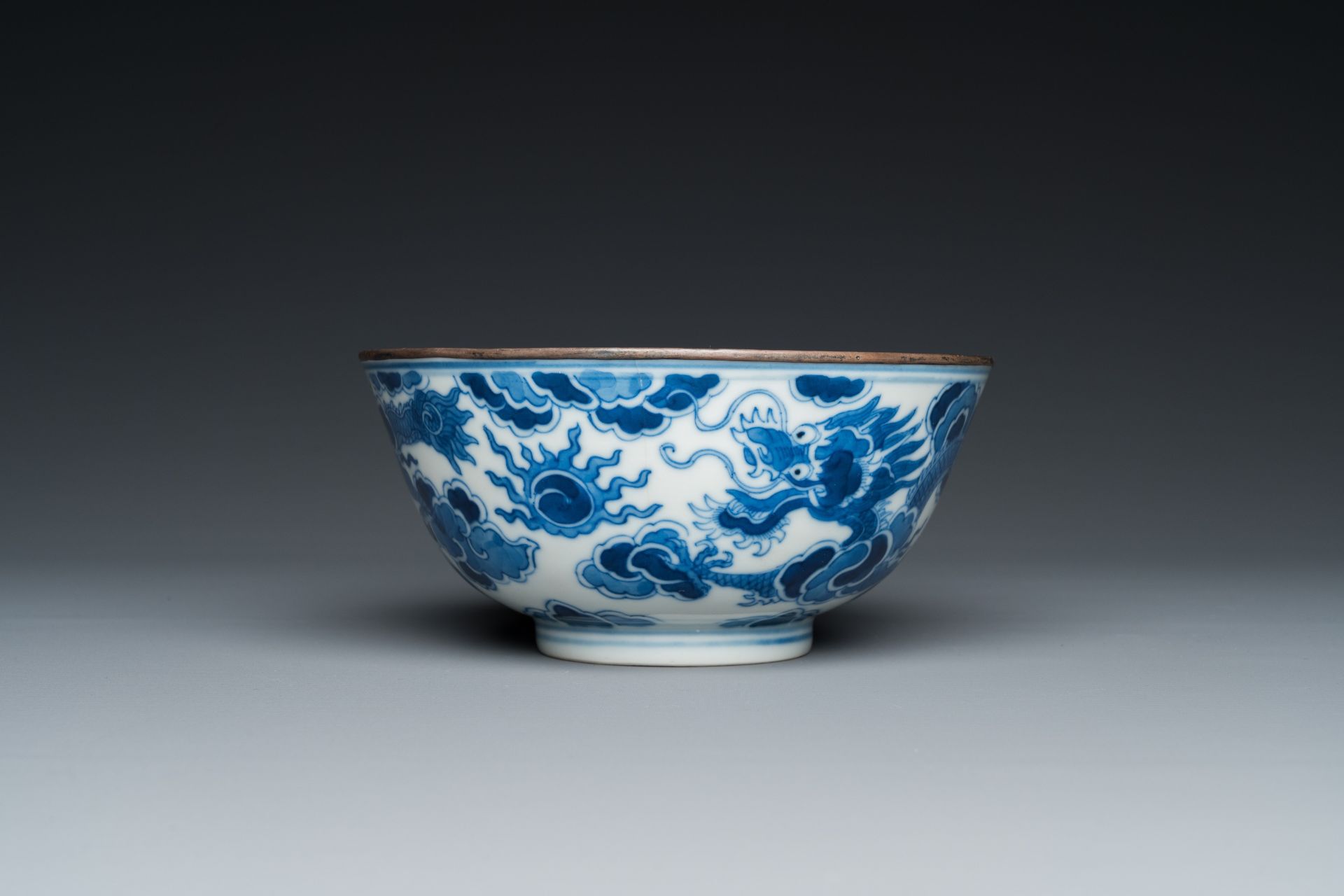 A Chinese blue and white 'Bleu de Hue' bowl for the Vietnamese market, Minh Mang Nian Zhi ____ mark, - Image 2 of 21
