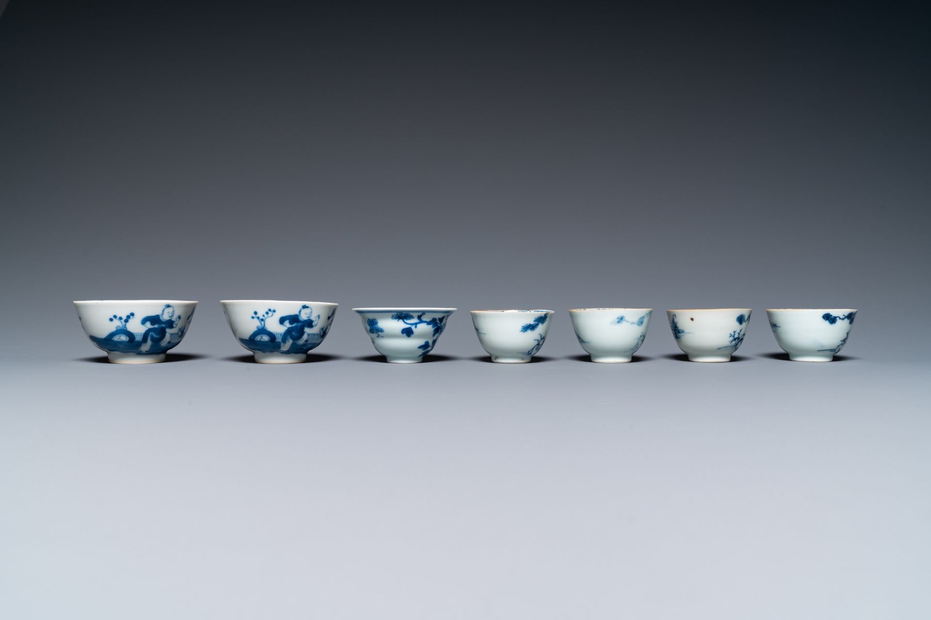 14 Chinese blue and white tea wares, Kangxi and later - Image 5 of 62