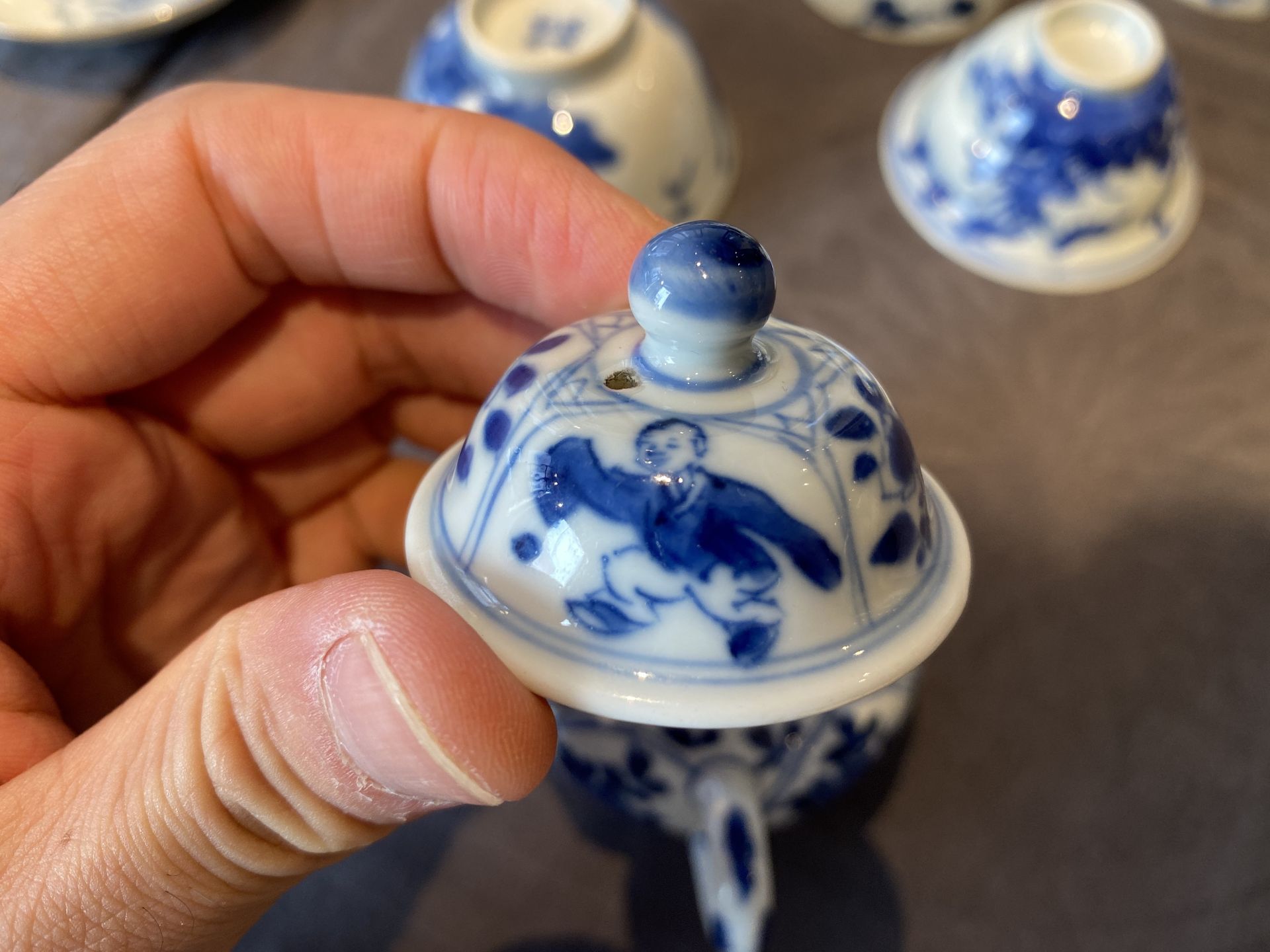 14 Chinese blue and white tea wares, Kangxi and later - Image 21 of 62