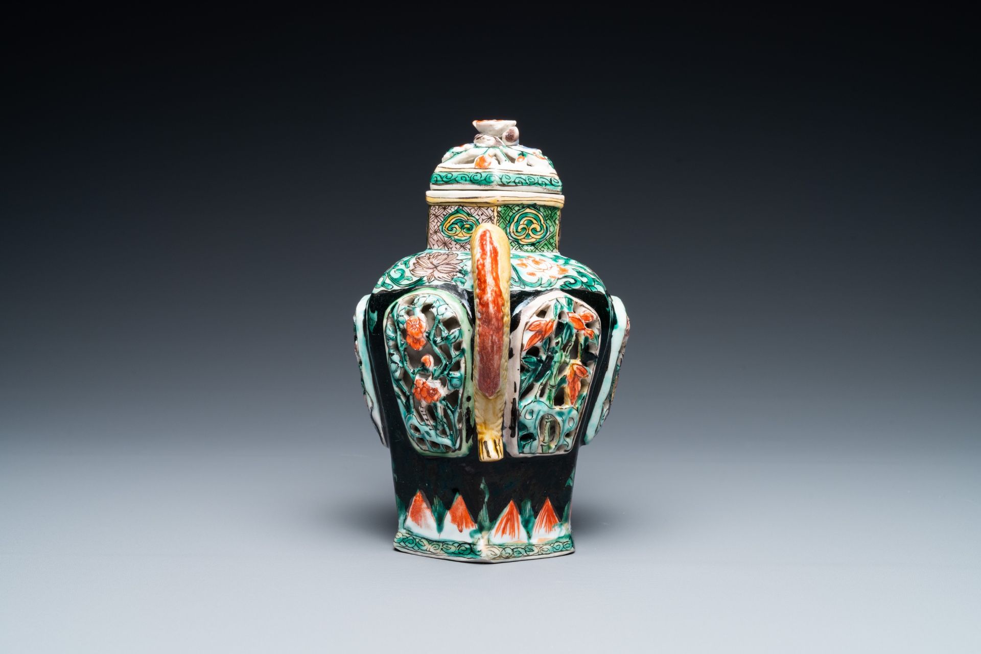 A Chinese verte biscuit reticulated teapot and cover, Kangxi - Image 5 of 37