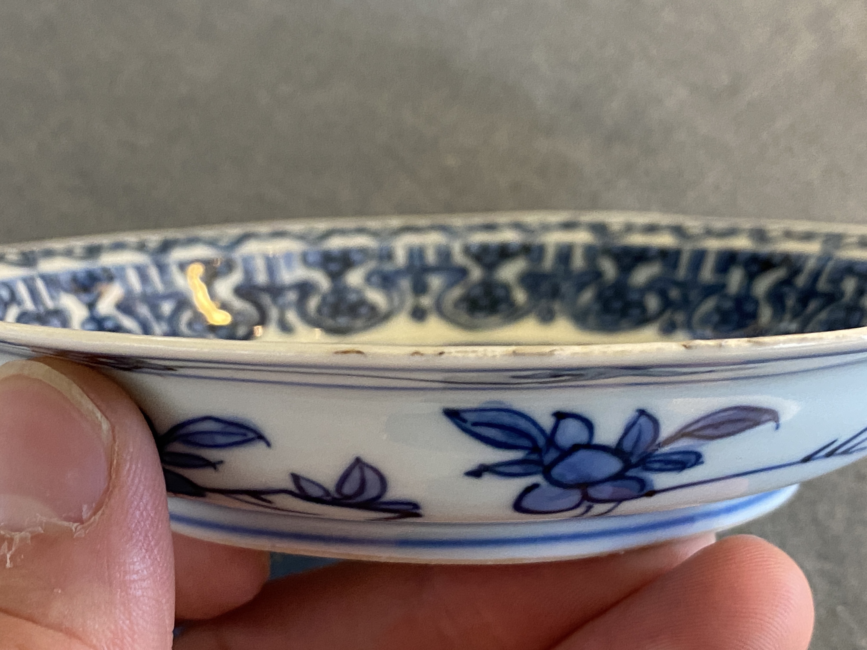 A Chinese blue and white 'frog' dish, Jiajing or Wanli - Image 11 of 13