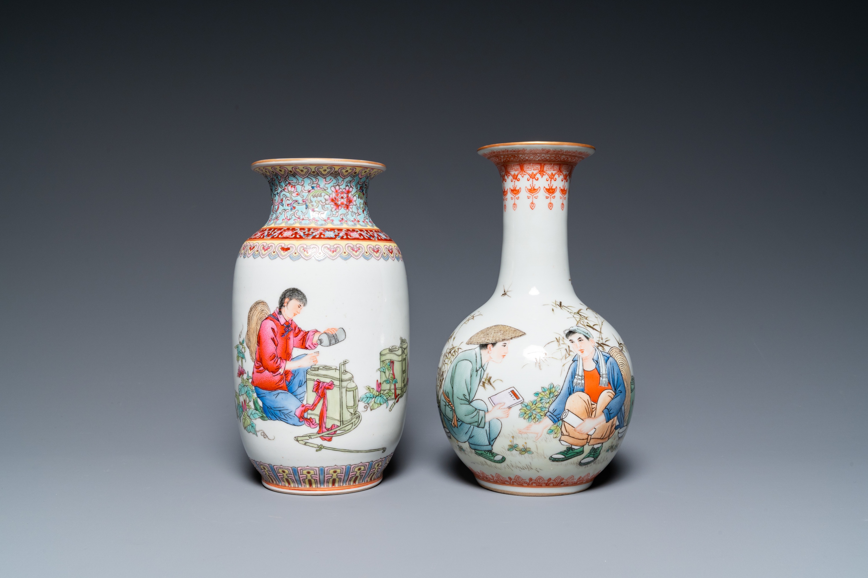 Four Chinese Cultural Revolution vases depicting farmers and children, Zhong Guo Jing De Zhen Zhi ma - Image 8 of 36