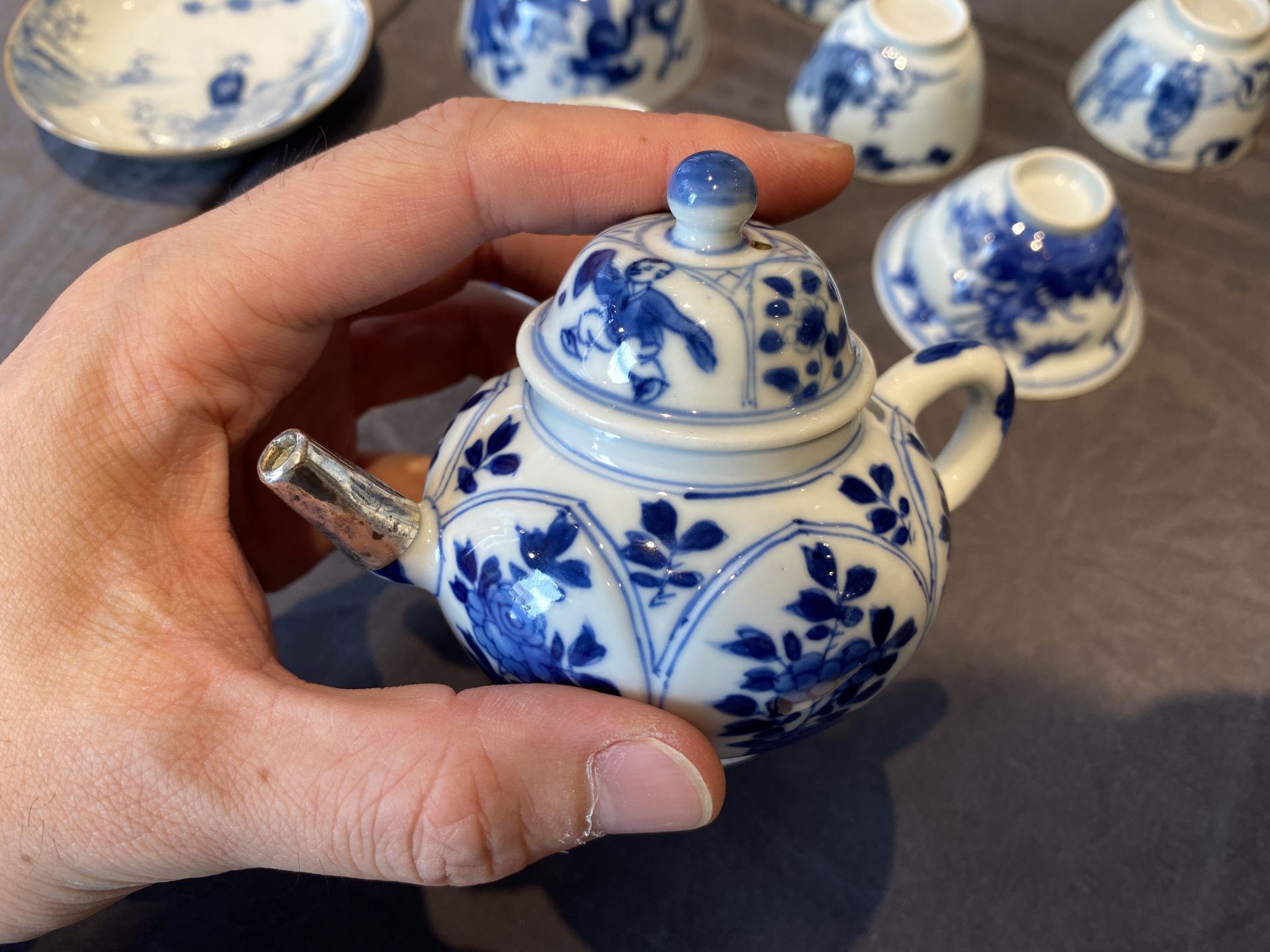 14 Chinese blue and white tea wares, Kangxi and later - Image 17 of 62