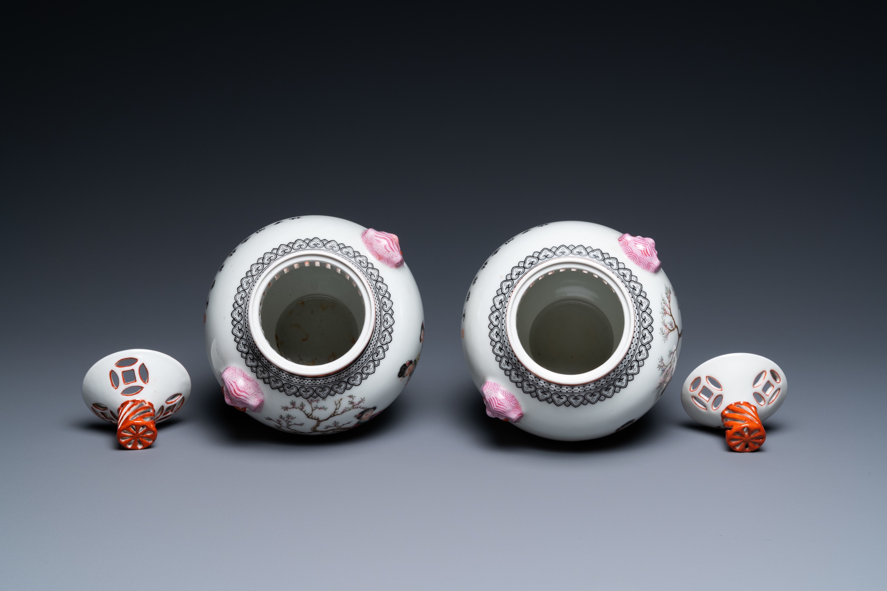 A pair of Chinese famille rose vases with reticulated covers, Qianlong mark, Republic - Image 5 of 17