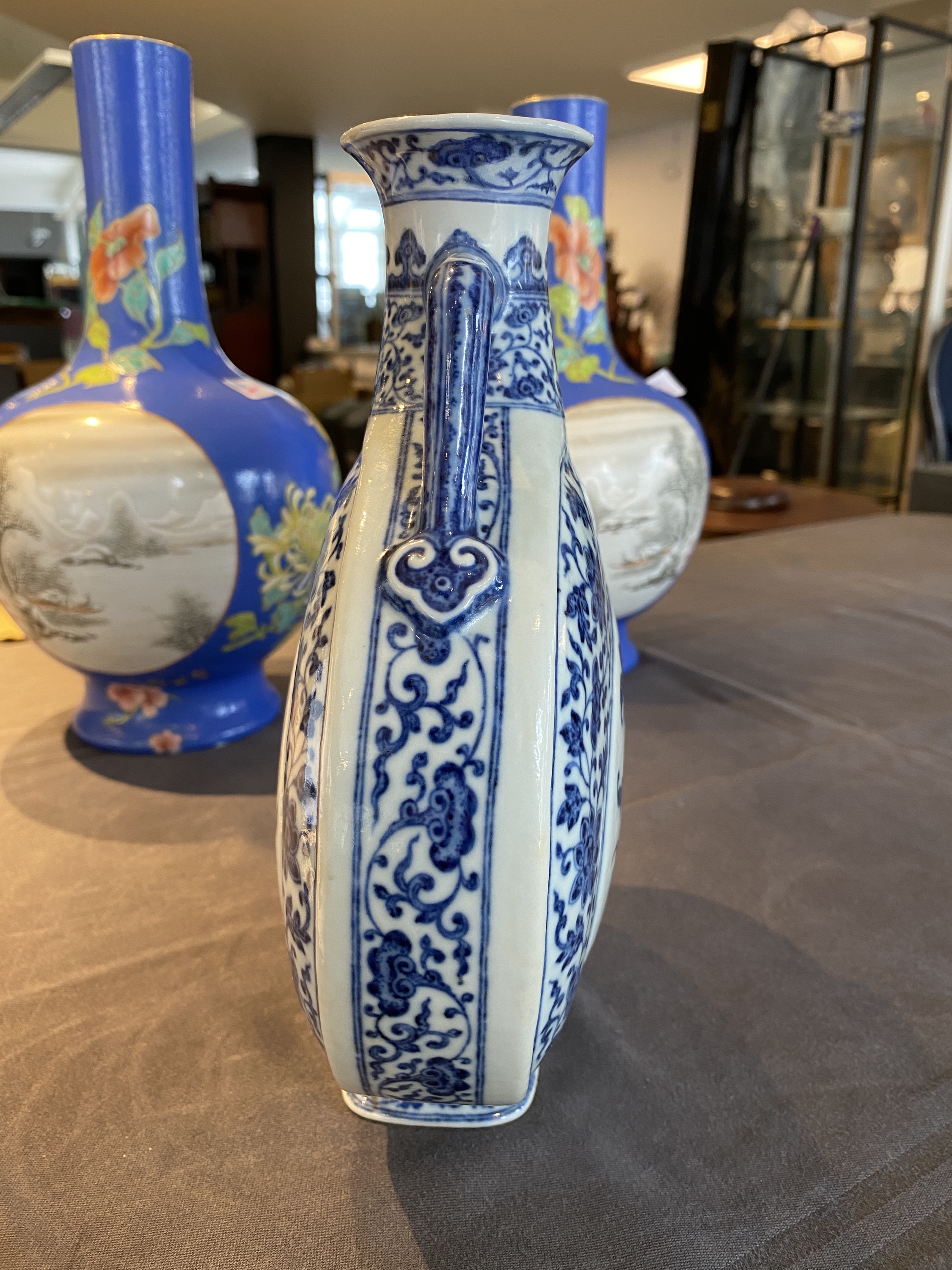 A Chinese blue and white Ming-style 'peaches' moonflask or 'bianhu', Jiaqing mark and of the period - Image 8 of 25