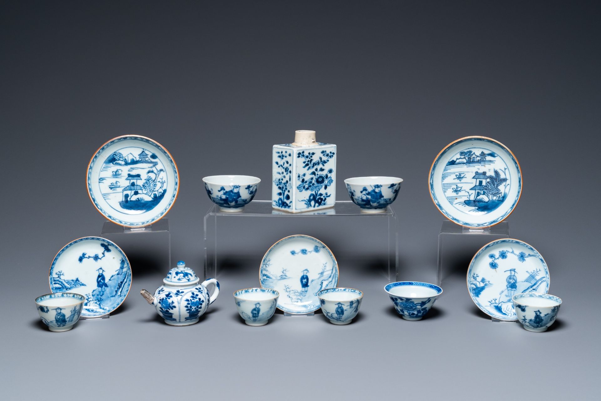 14 Chinese blue and white tea wares, Kangxi and later