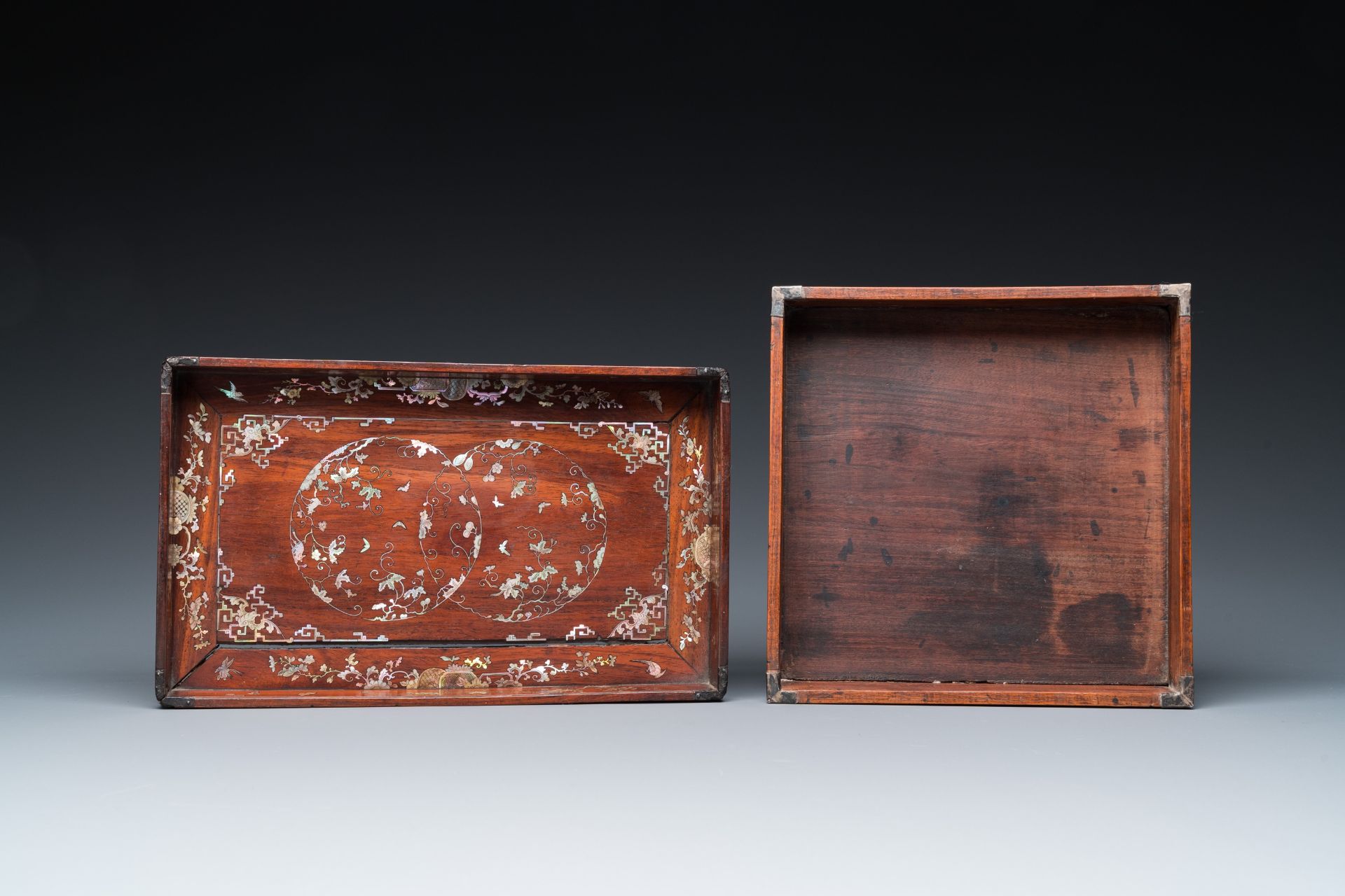 Two mother-of-pearl-inlaid wooden trays, two opium trays and an oval frame, China and/or Vietnam, 19 - Bild 8 aus 9