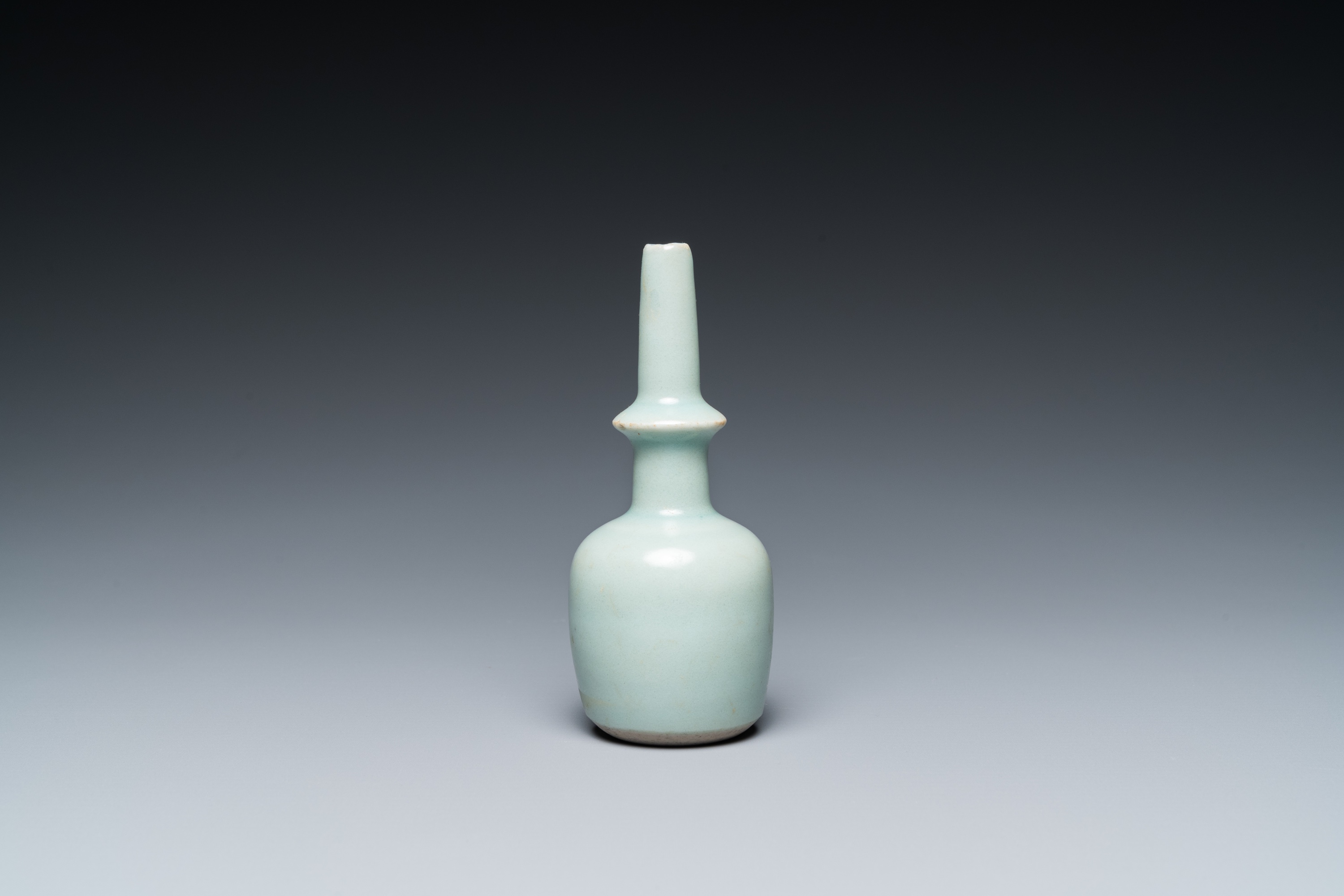 A Chinese celadon-glazed miniature 'kundika' vase, Song/Yuan - Image 3 of 16