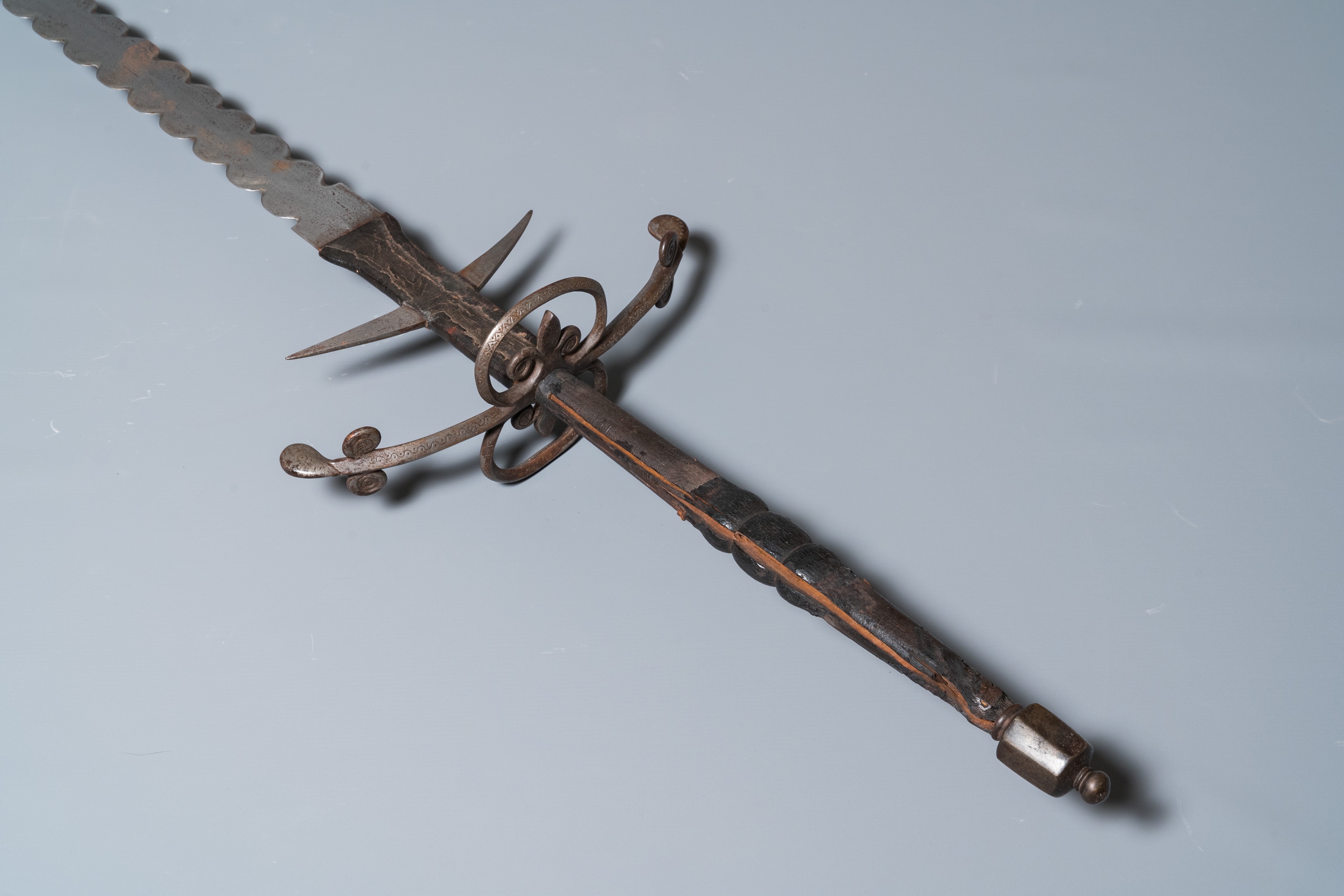 A large two-handed 'Flamberge' sword, Germany, 2nd half 16th C. - Image 5 of 9