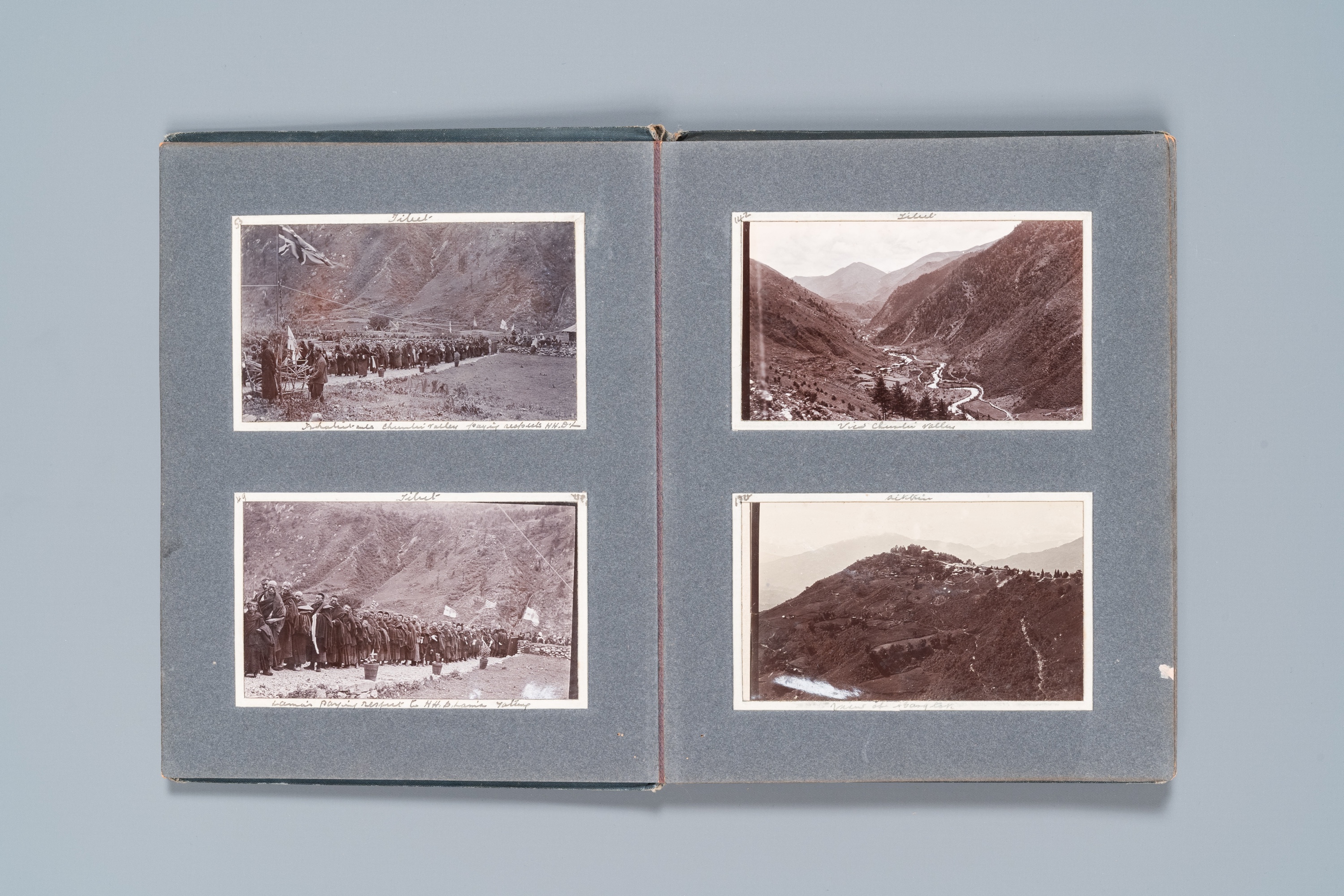 A rare photo album on the 13th Dalai Lama's return from exile from India, ca. 1912/1913 - Image 5 of 21