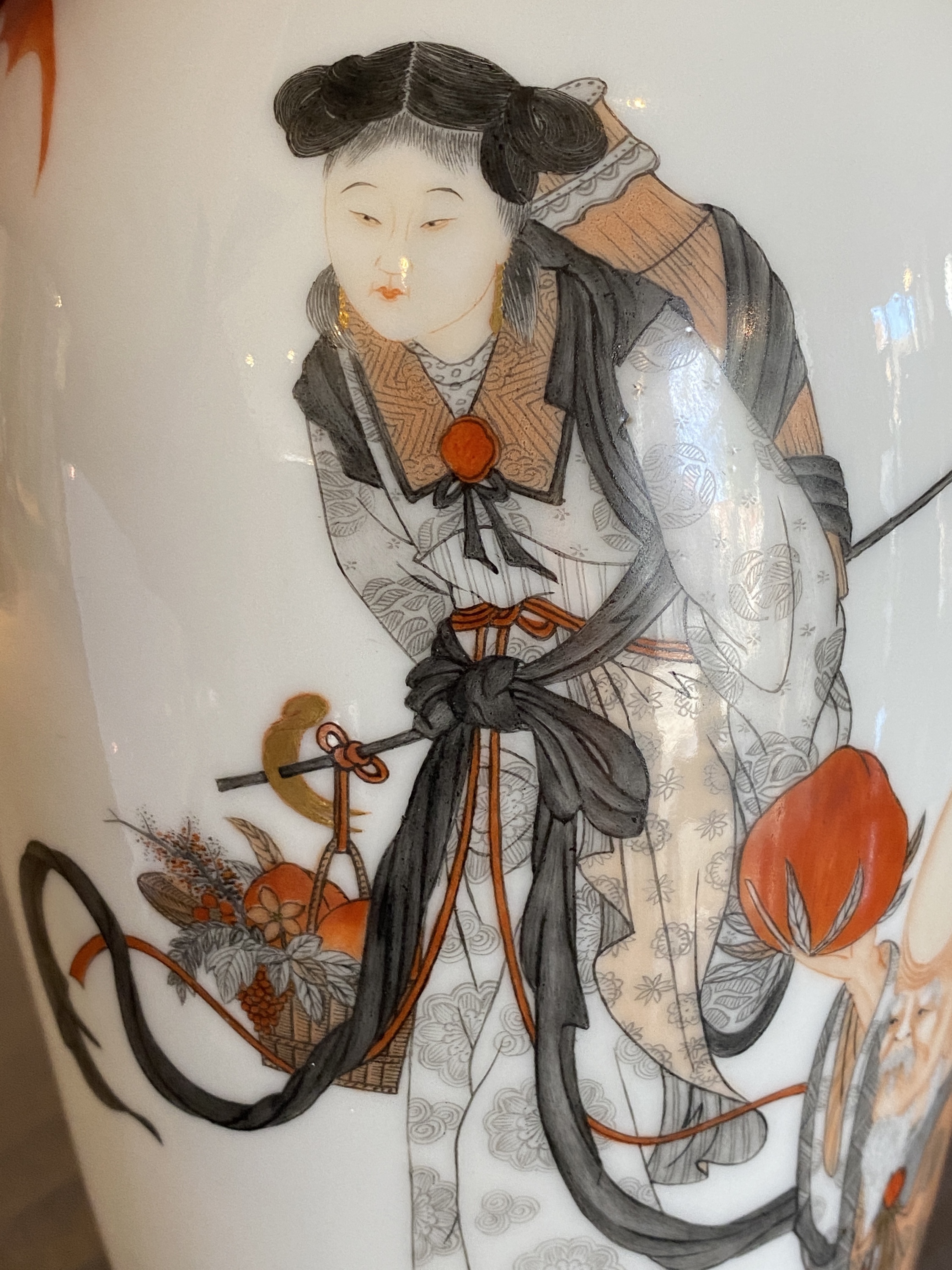 A Chinese iron-red and grisaille 'Shou Lao and Lan Caihe' vase, Hongxian mark, Republic - Image 10 of 14