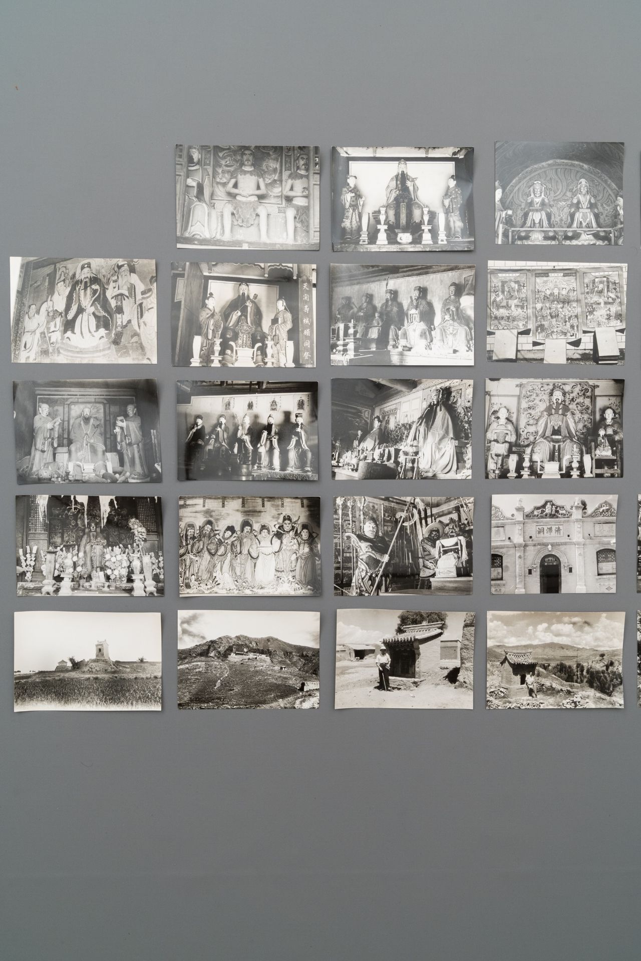 The photo archive of temples and artworks by Willem Grootaers for his book 'The sanctuaries in a Nor - Image 15 of 65