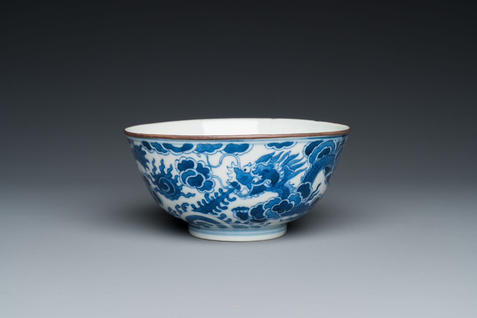 A Chinese blue and white 'Bleu de Hue' bowl for the Vietnamese market, Minh Mang Nian Zhi ____ mark,