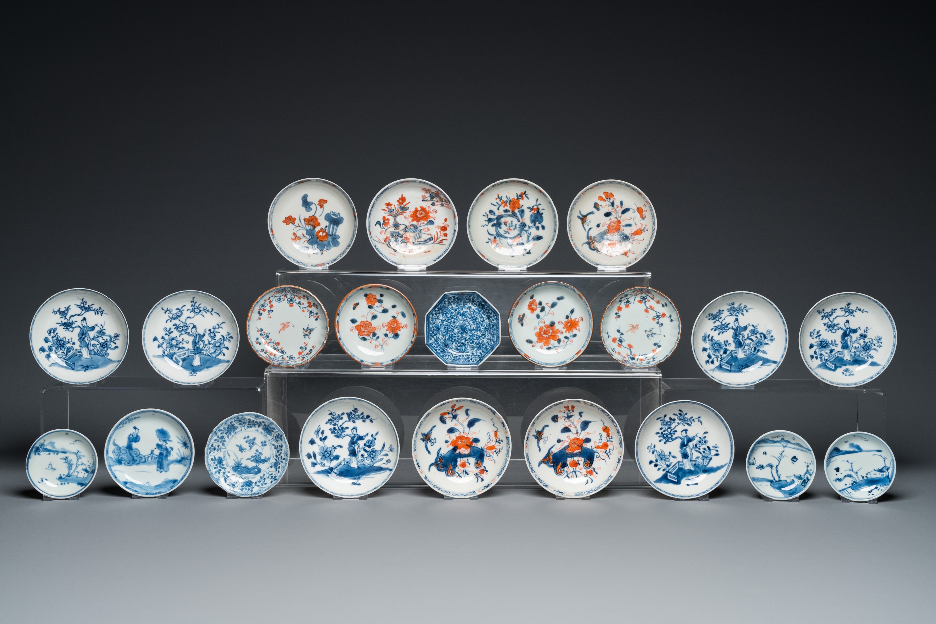 44 Chinese blue, white, famille rose and Imari-style cups and 62 saucers, Kangxi and later - Image 4 of 19