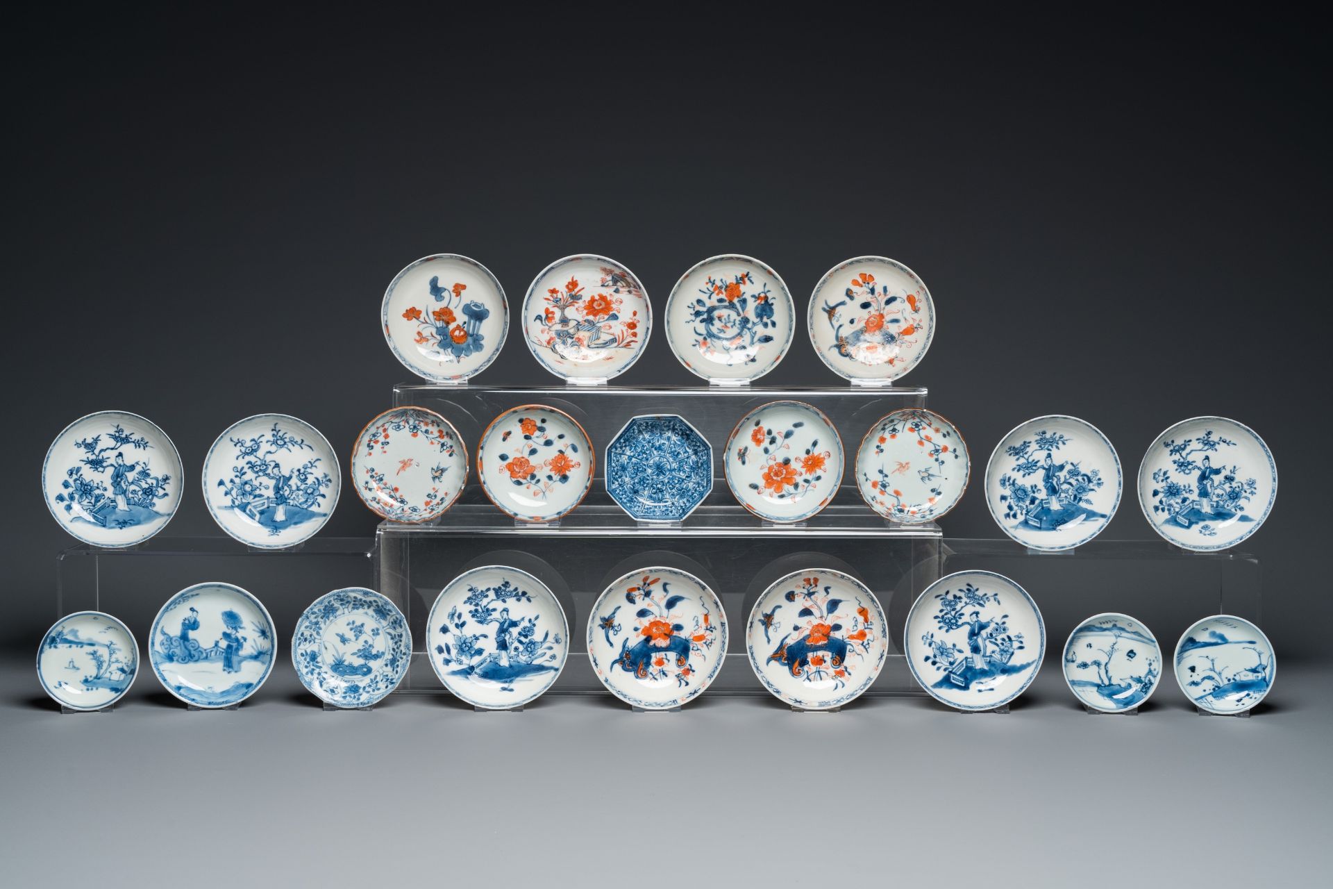 44 Chinese blue, white, famille rose and Imari-style cups and 62 saucers, Kangxi and later - Image 4 of 19