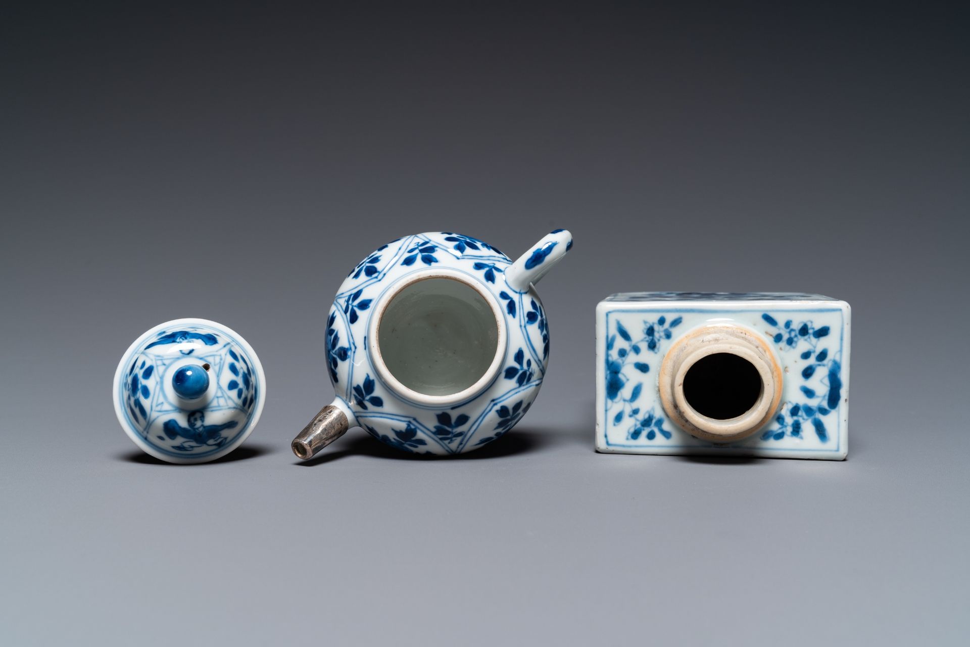 14 Chinese blue and white tea wares, Kangxi and later - Image 14 of 62