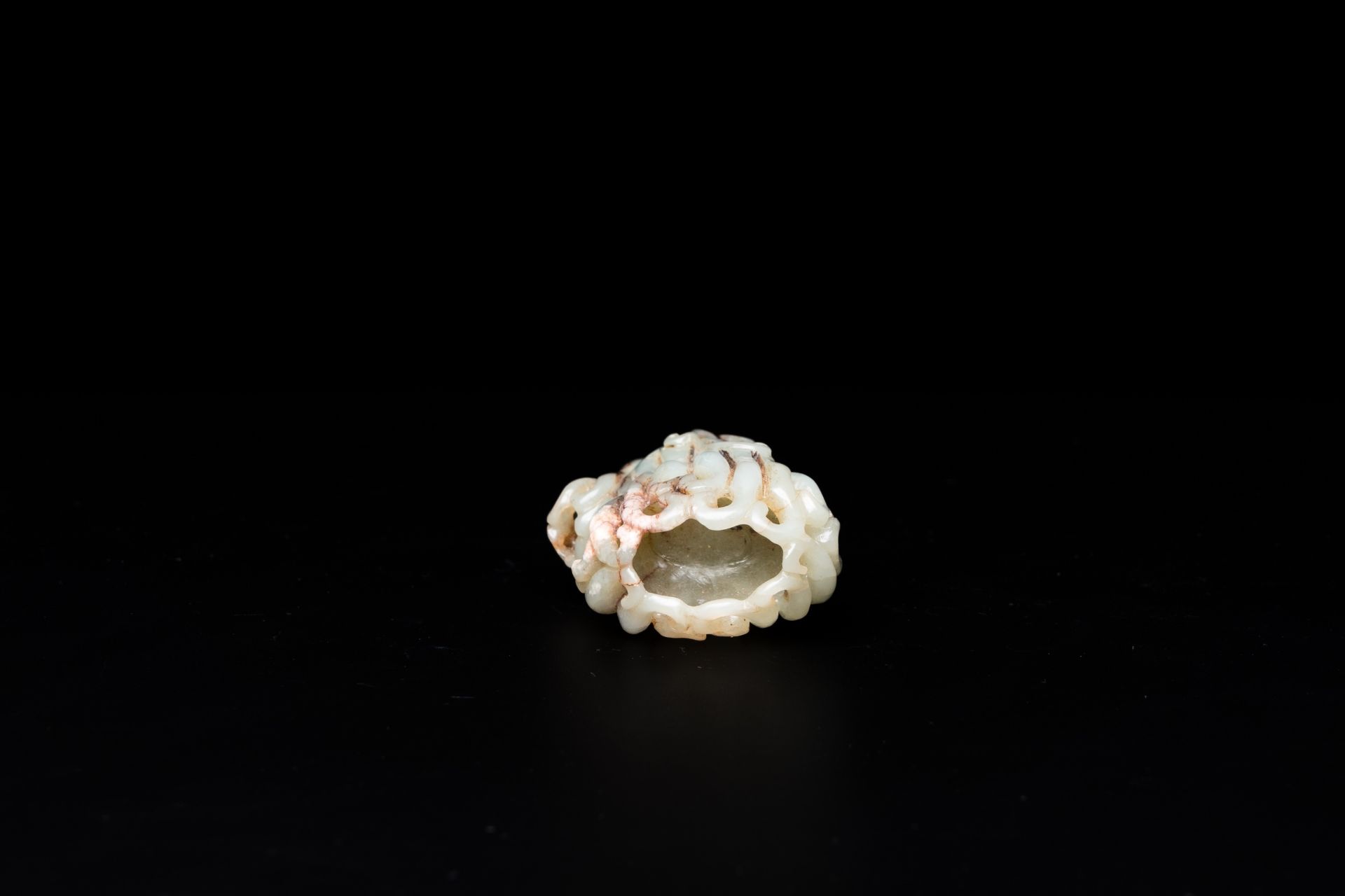 Five Chinese celadon and white jade carvings, 19/20th C. - Image 8 of 8