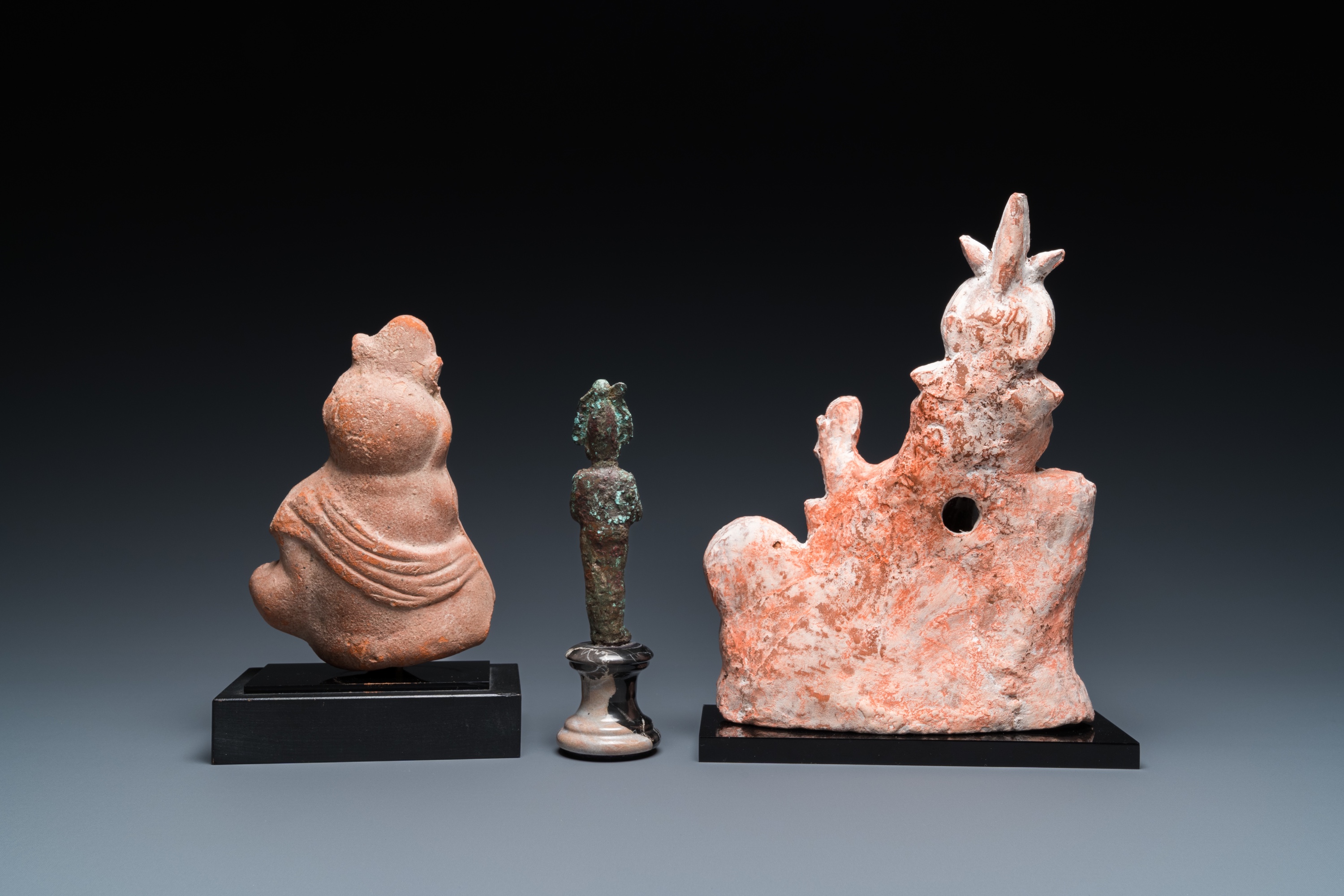 Two Egyptian terracotta sculptures, a bronze sculpture of Osiris and a turquoise frit amulet, Late p - Image 4 of 17