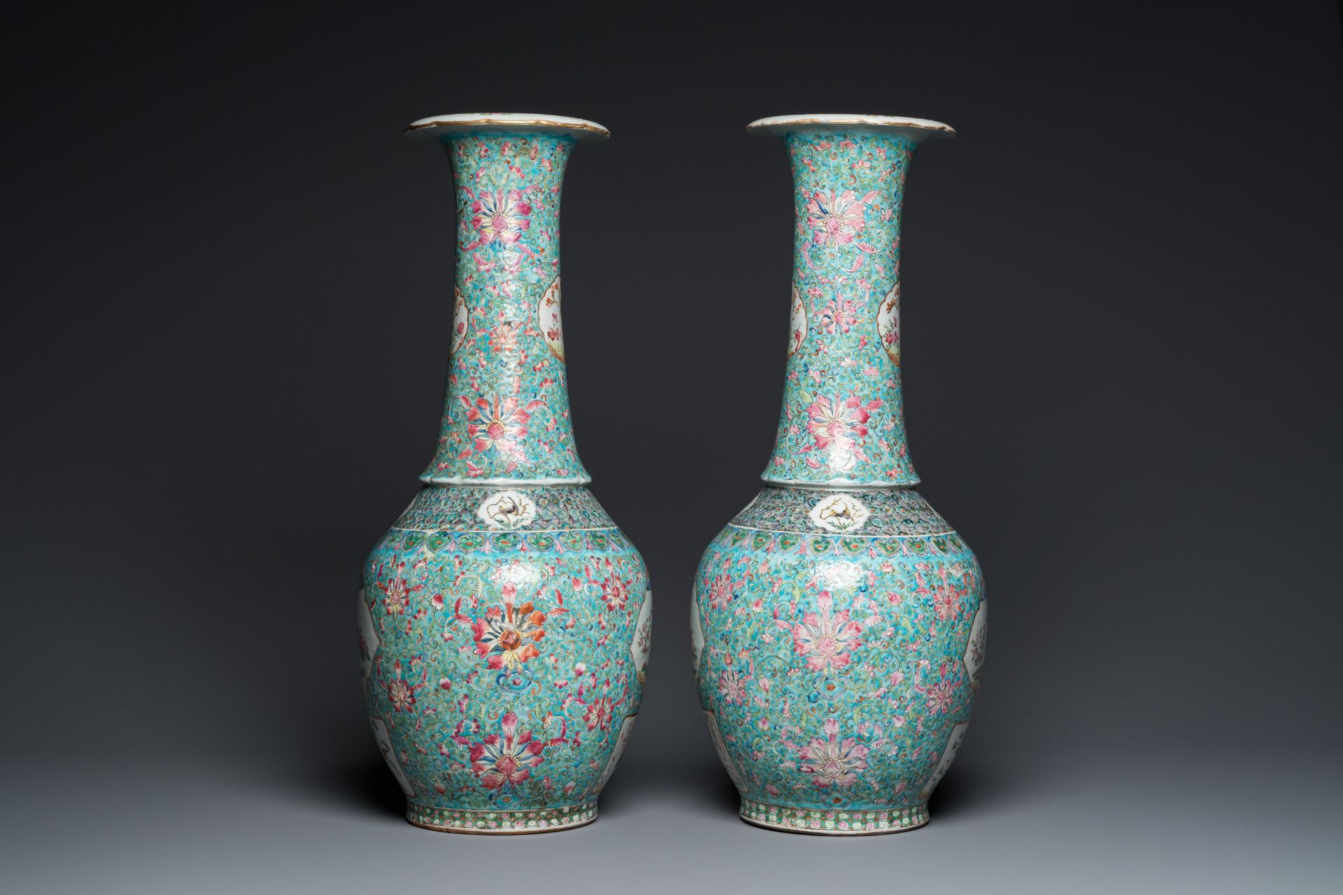 A pair of Chinese turquoise-ground famille rose vases, 19th C. - Image 4 of 6