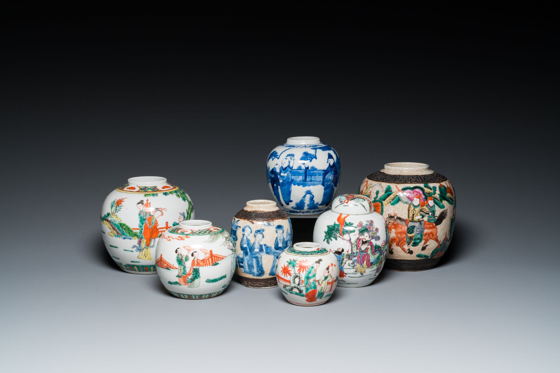 Seven Chinese blue and white, famille rose and verte jars, 19/20th C.