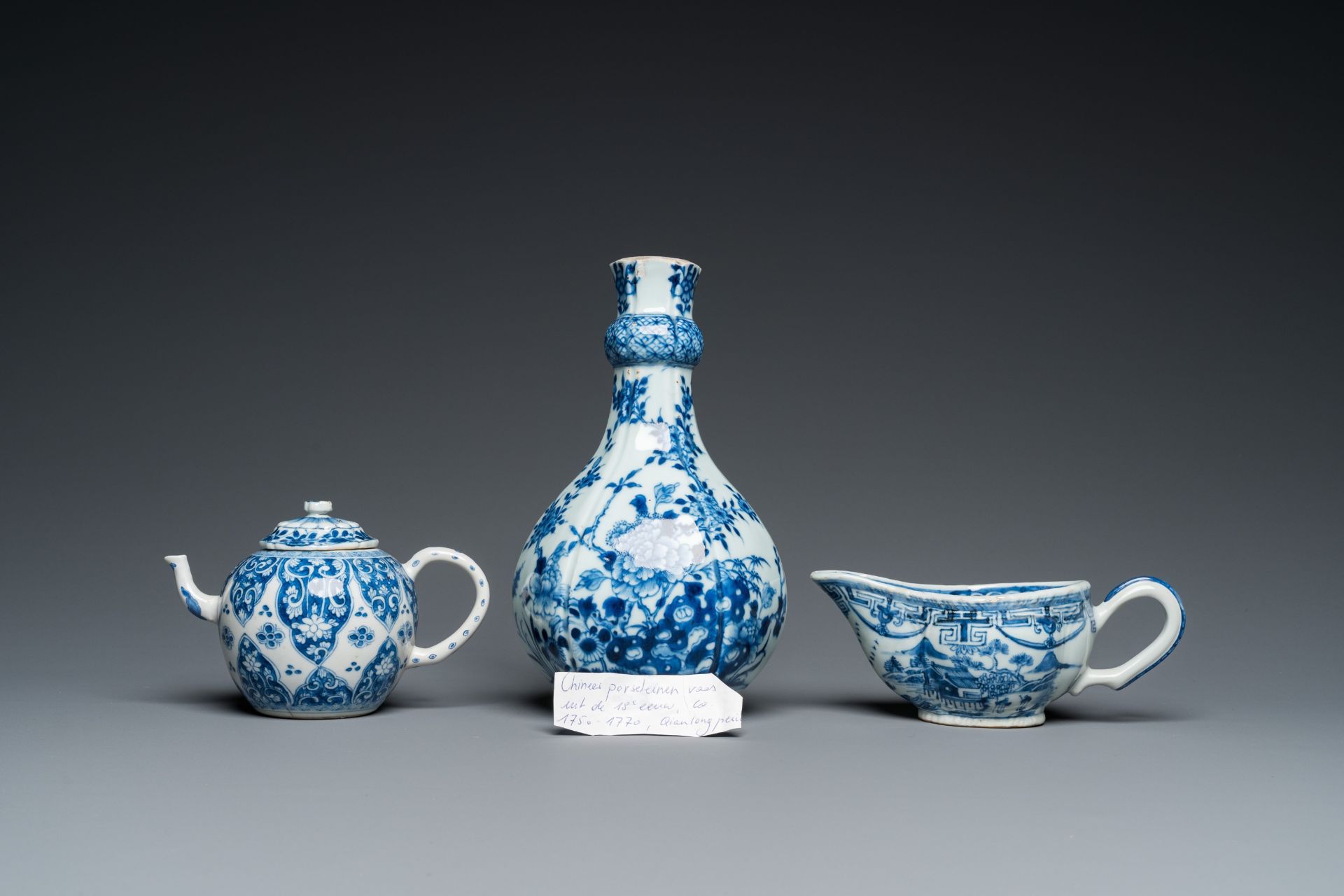 Seven pieces of Chinese blue and white porcelain, Kangxi/Qianlong - Bild 6 aus 12