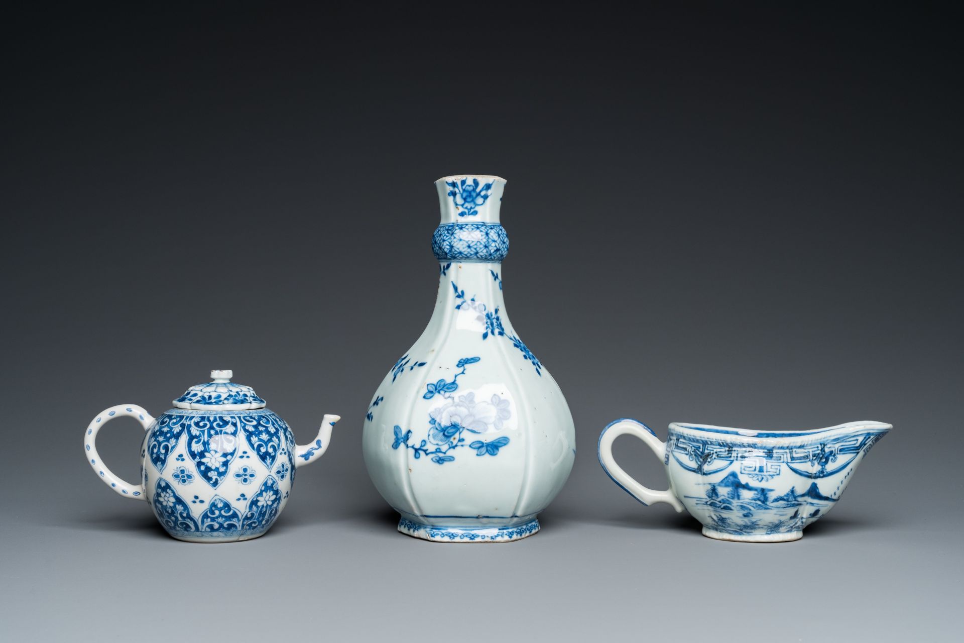 Seven pieces of Chinese blue and white porcelain, Kangxi/Qianlong - Bild 9 aus 12