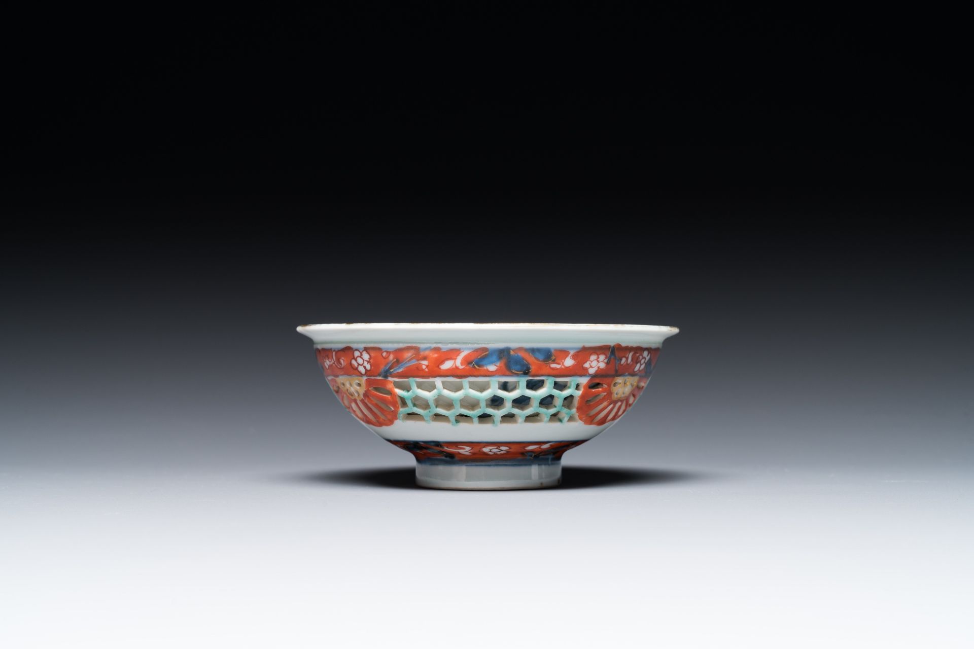 A rare Chinese famille verte double-walled reticulated cup and saucer, Kangxi - Image 12 of 13