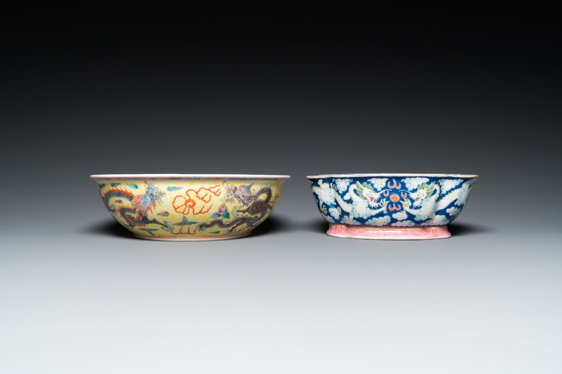 Two Chinese famille rose 'dragon' bowls and a vase with floral design, 19/20th C. - Image 8 of 13