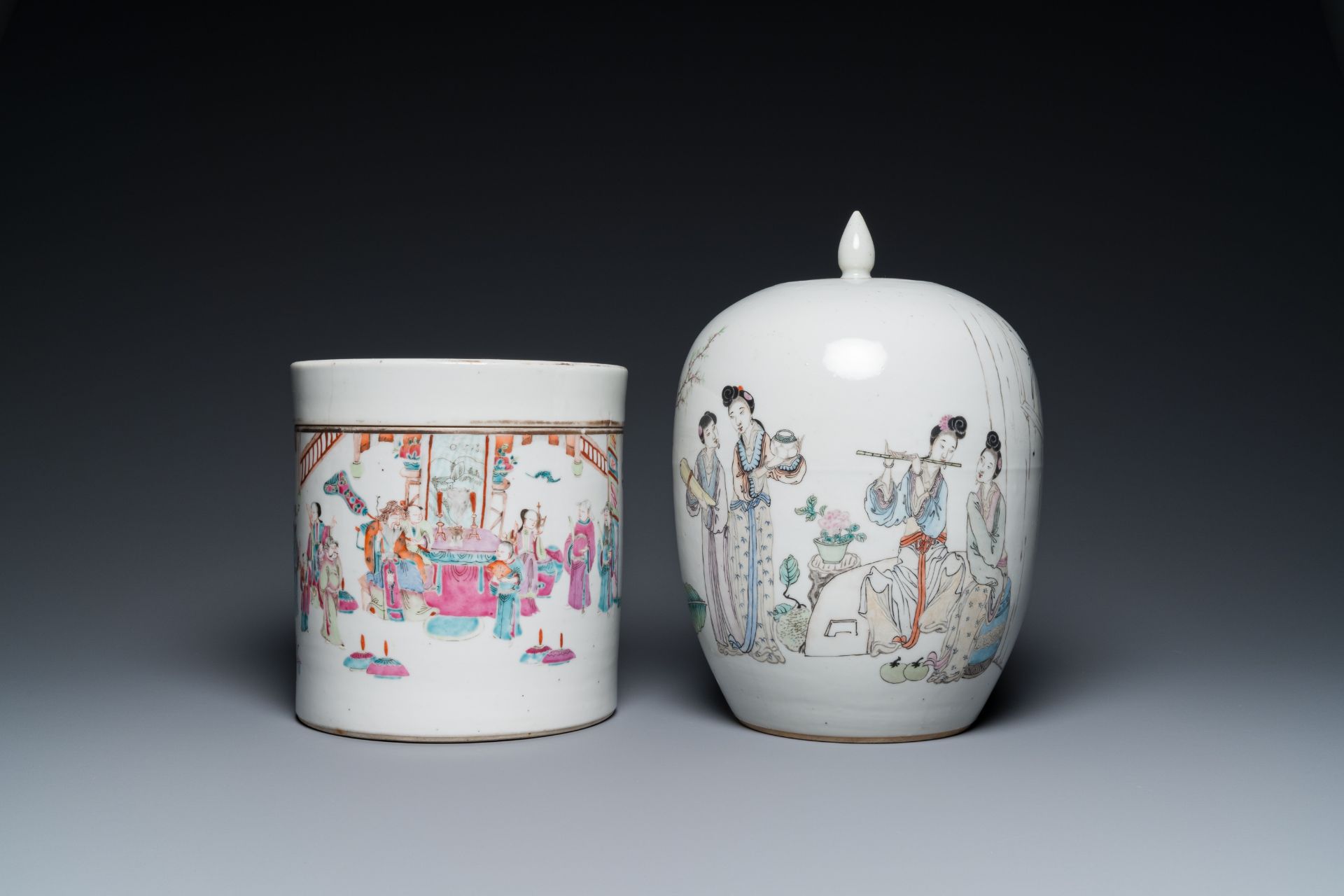 Four Chinese famille rose and qianjiang cai porcelain wares, 19/20th C. - Bild 2 aus 13