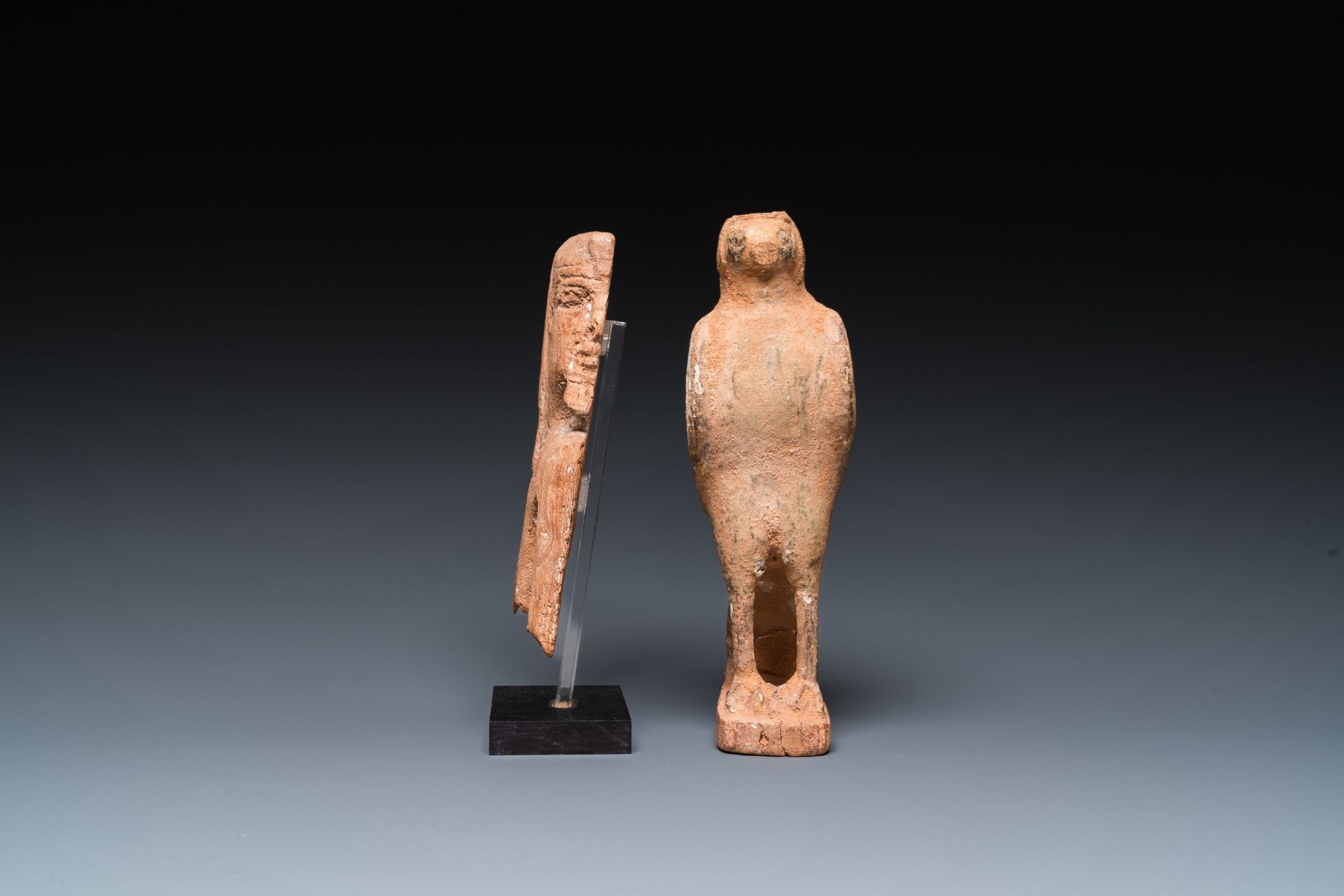 An Egyptian wooden Horus falcon and a fragment of a farao sculpture, Late Period - Image 5 of 7