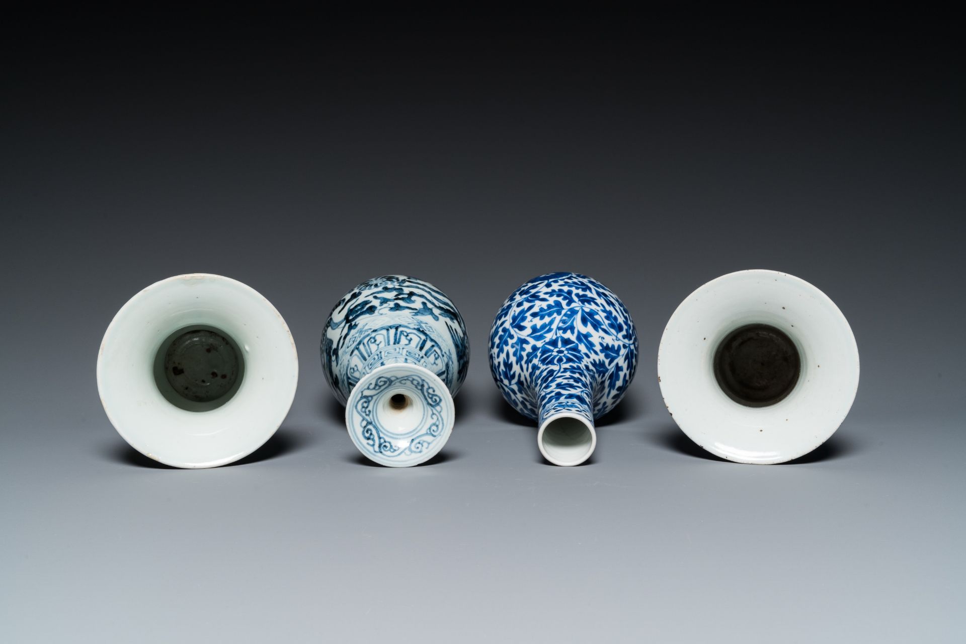 Eight various Chinese blue and white vases, 18/20th C. - Image 7 of 13