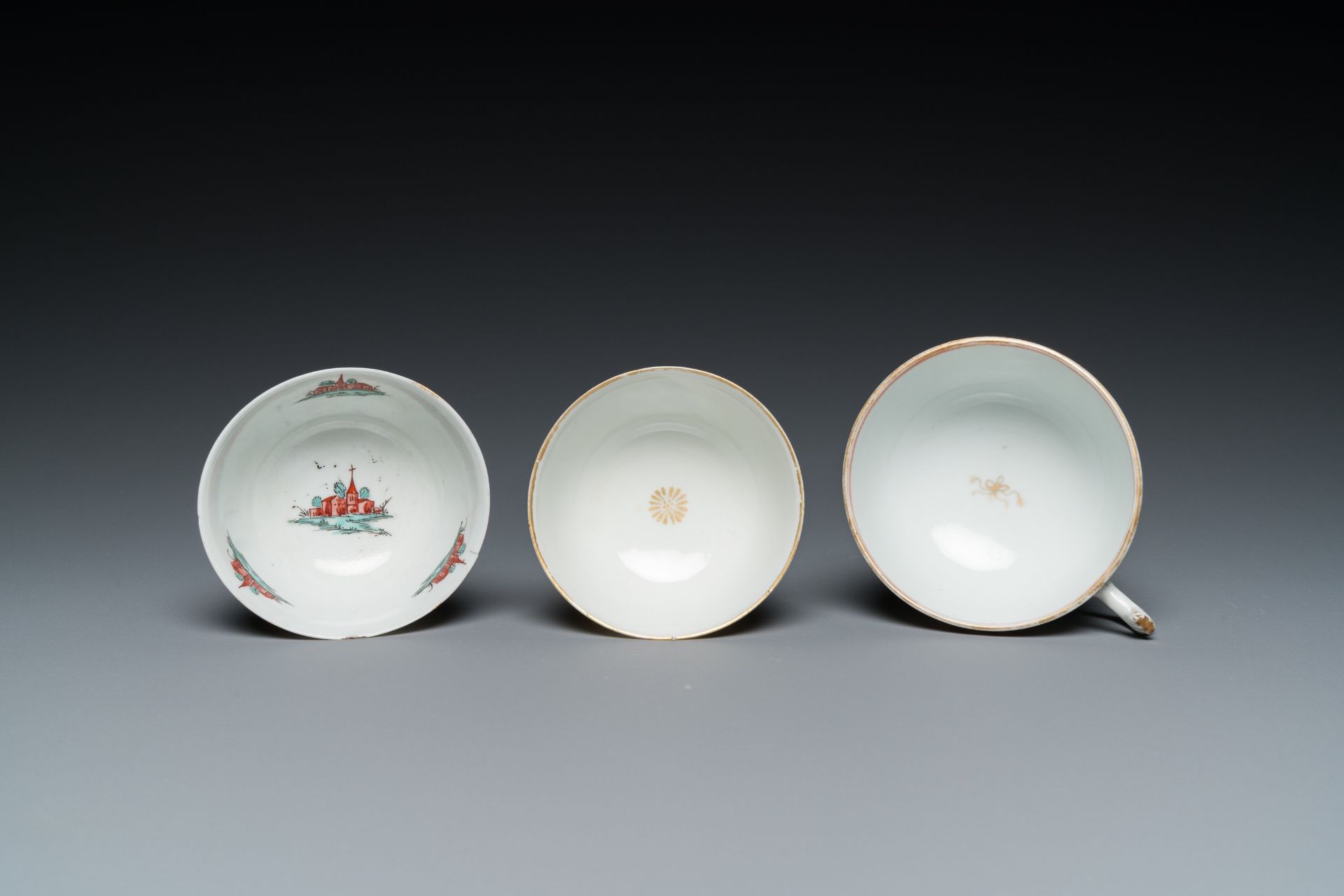 Three Chinese export porcelain cups and saucers, Qianlong - Bild 8 aus 9