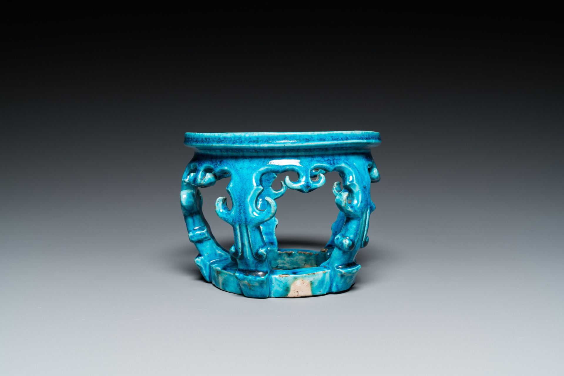 A Chinese monochrome turquoise-glazed reticulated ornament for use in a fish bowl, Kangxi - Image 5 of 7