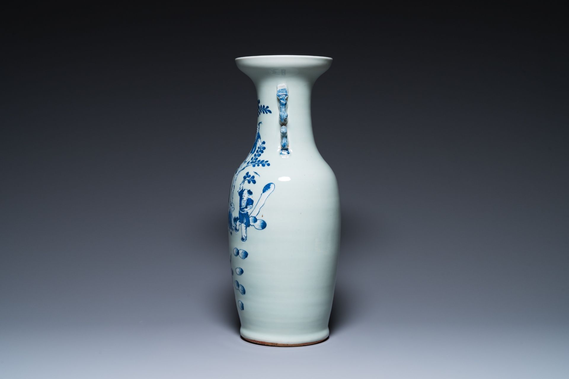 A Chinese blue and white celadon-ground vase, a pair of Nanking vases and a famille verte fish bowl, - Bild 11 aus 19