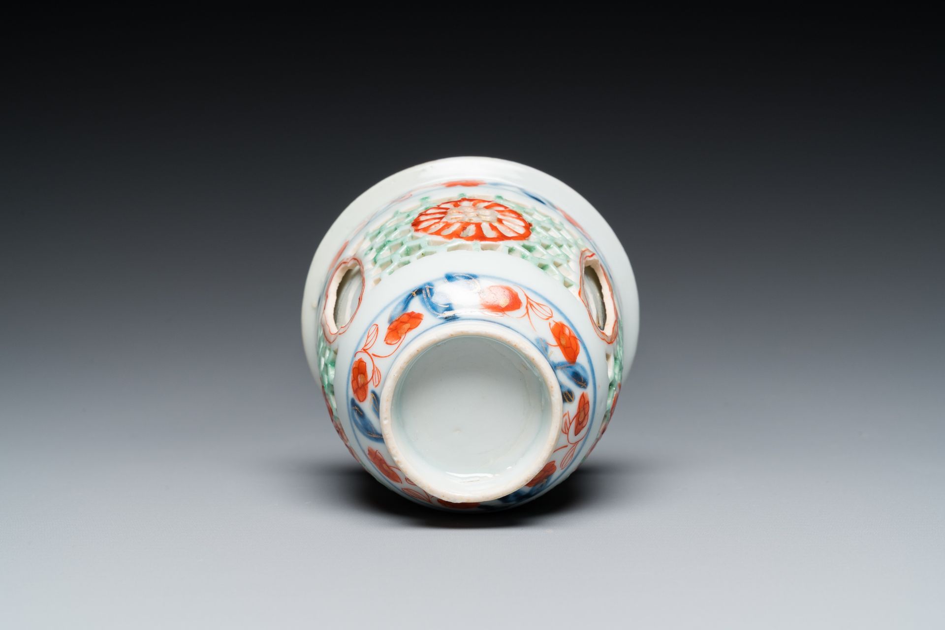 A rare Chinese famille verte double-walled reticulated cup and saucer, Kangxi - Image 8 of 13