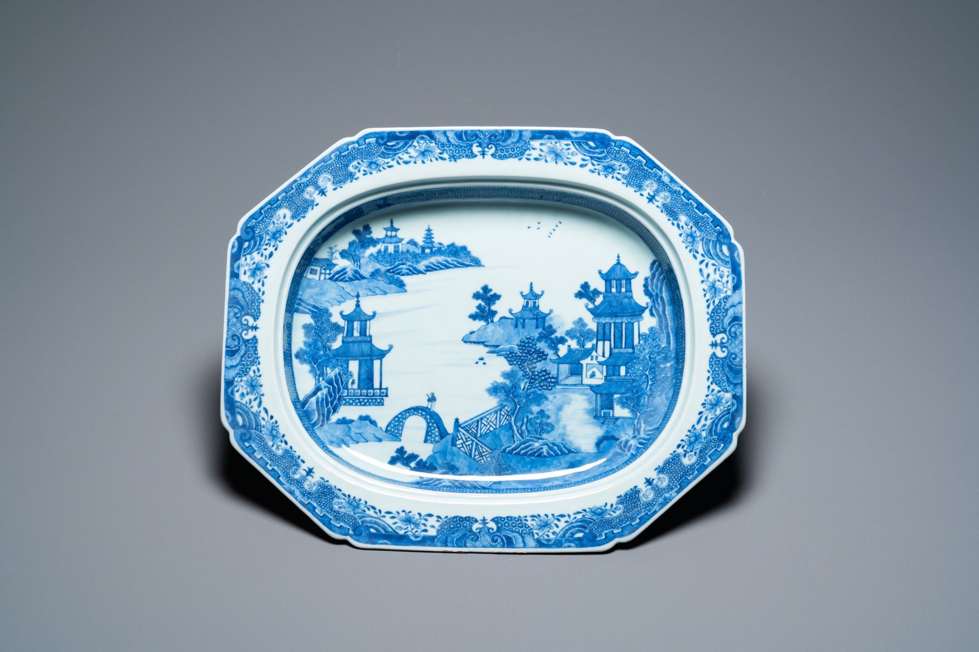 A Chinese blue and white 53-piece service, Qianlong - Image 18 of 19