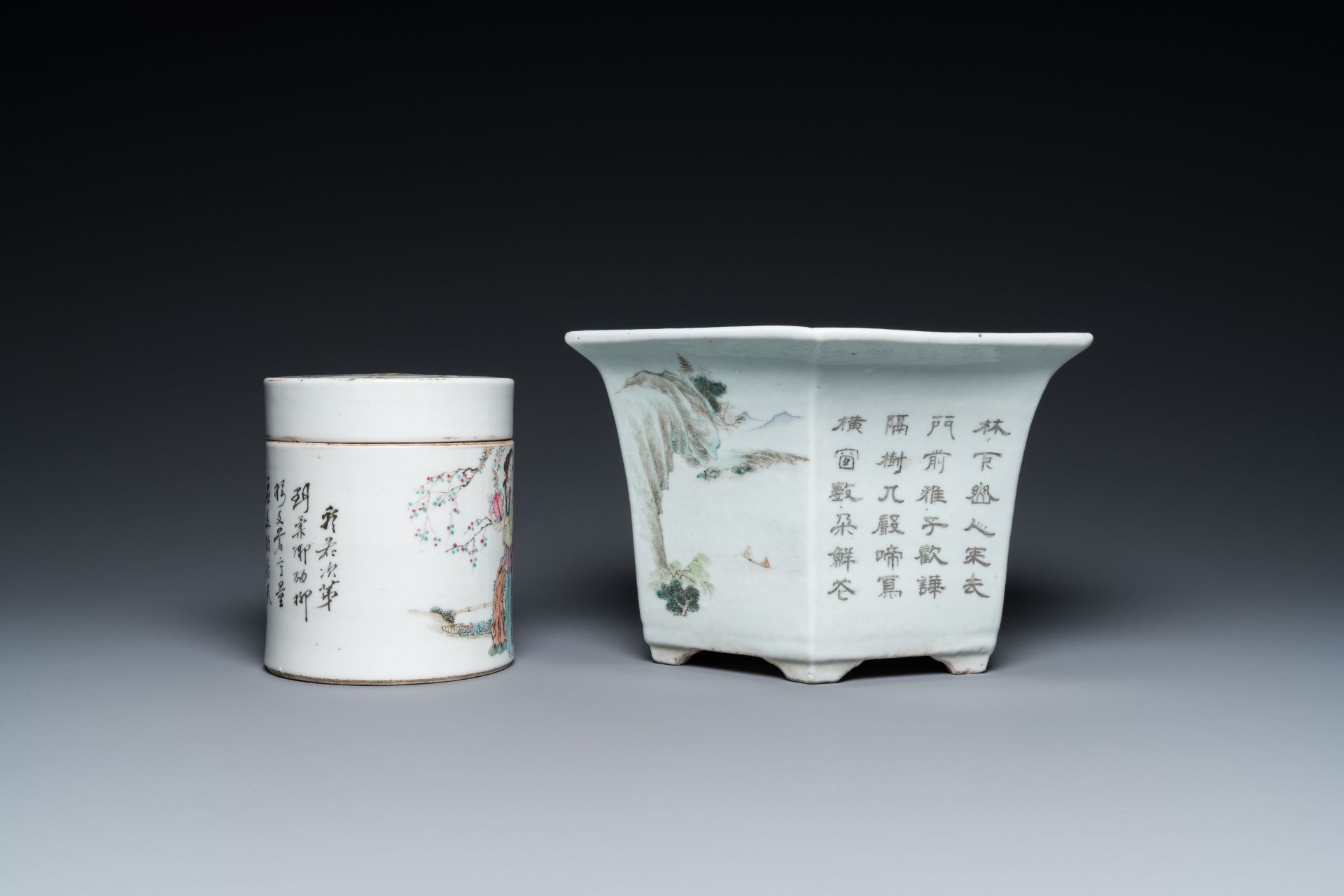 Four Chinese famille rose and qianjiang cai porcelain wares, 19/20th C. - Bild 9 aus 13