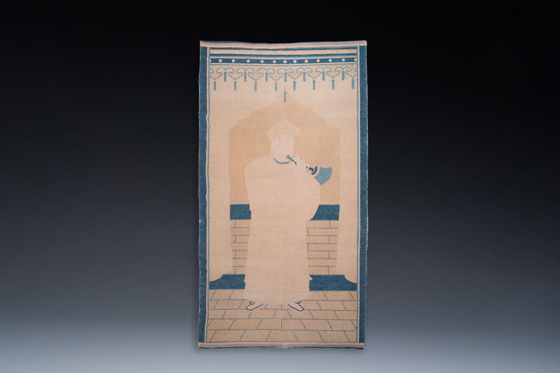 A Chinese Ningxia rug depicting a mandarin dignitary, 19th C - Image 2 of 6