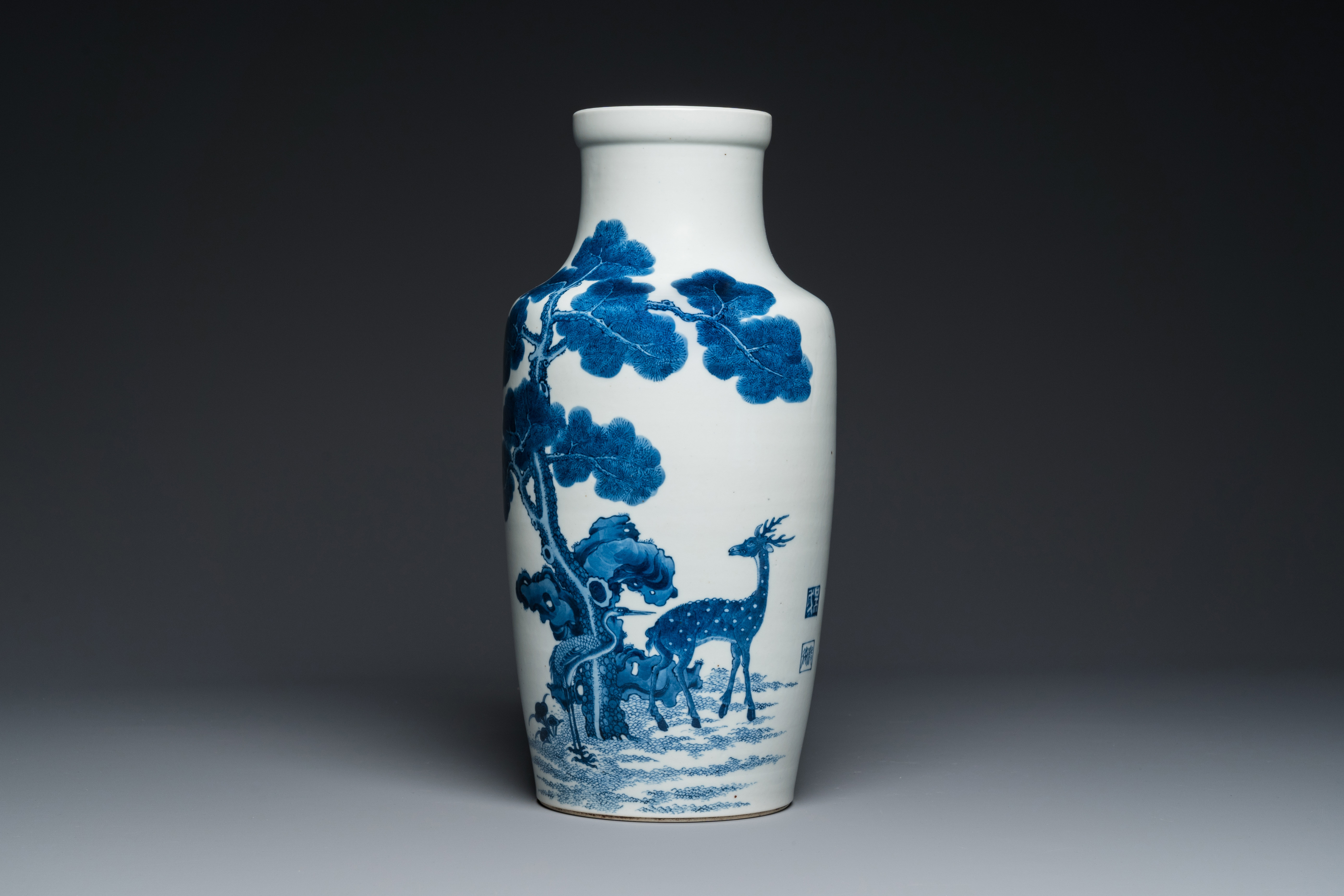A Chinese blue and white 'deer and crane' vase, Tao Cheng Tang é™¶æˆå ‚ mark, 18/19th C.