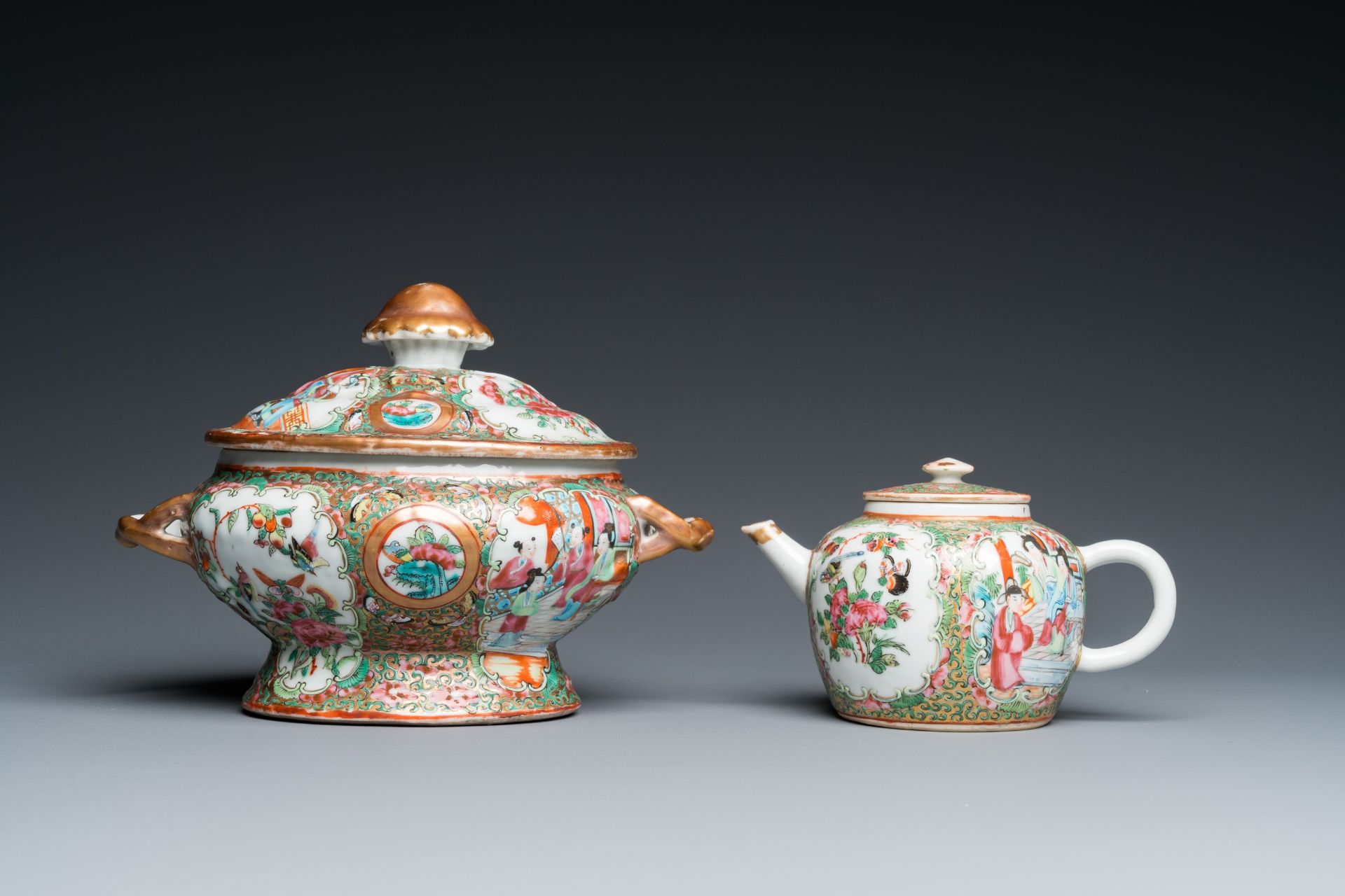 A varied collection of Chinese Canton famille rose porcelain, 19th C. - Image 10 of 15