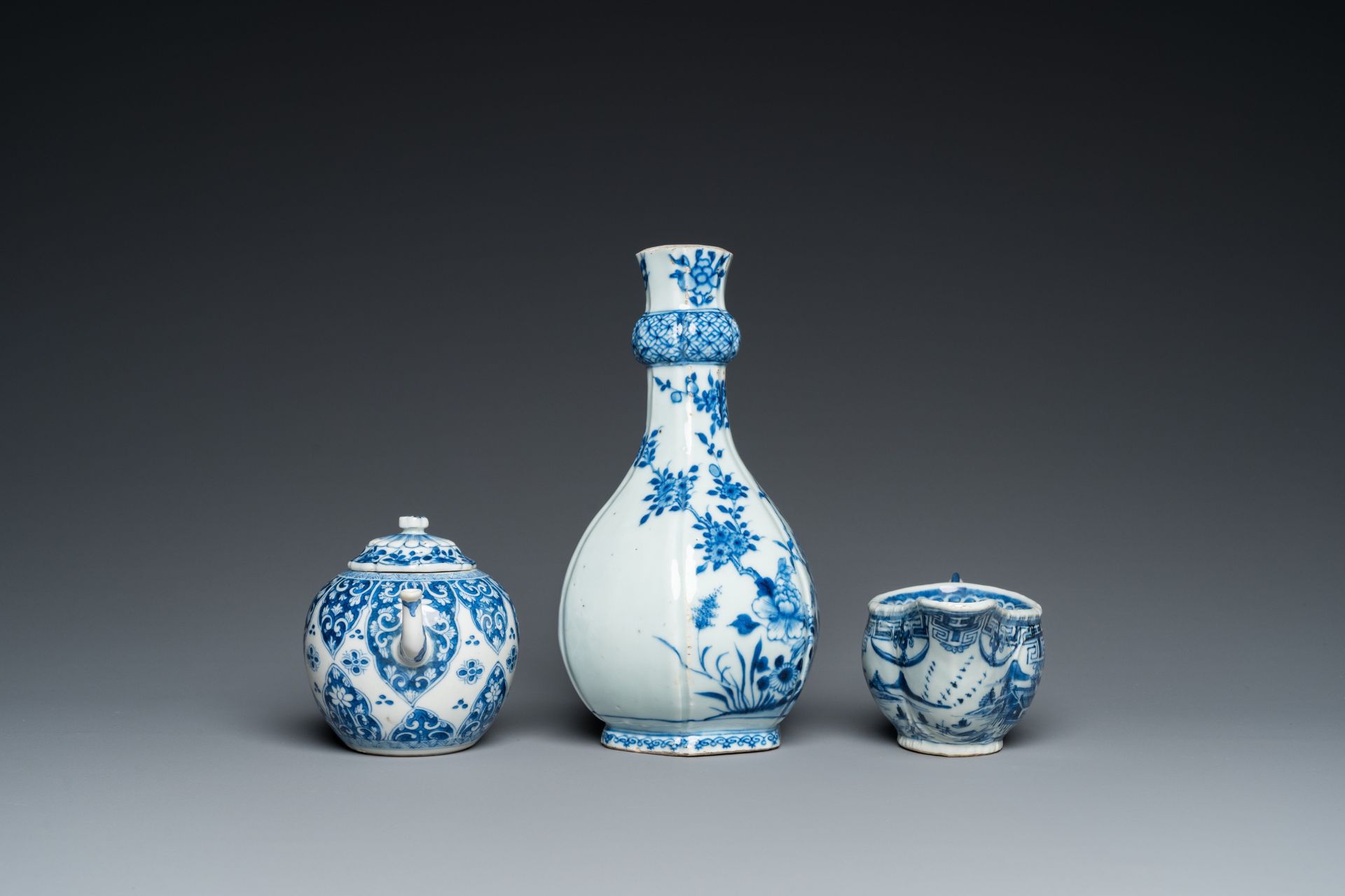 Seven pieces of Chinese blue and white porcelain, Kangxi/Qianlong - Bild 10 aus 12