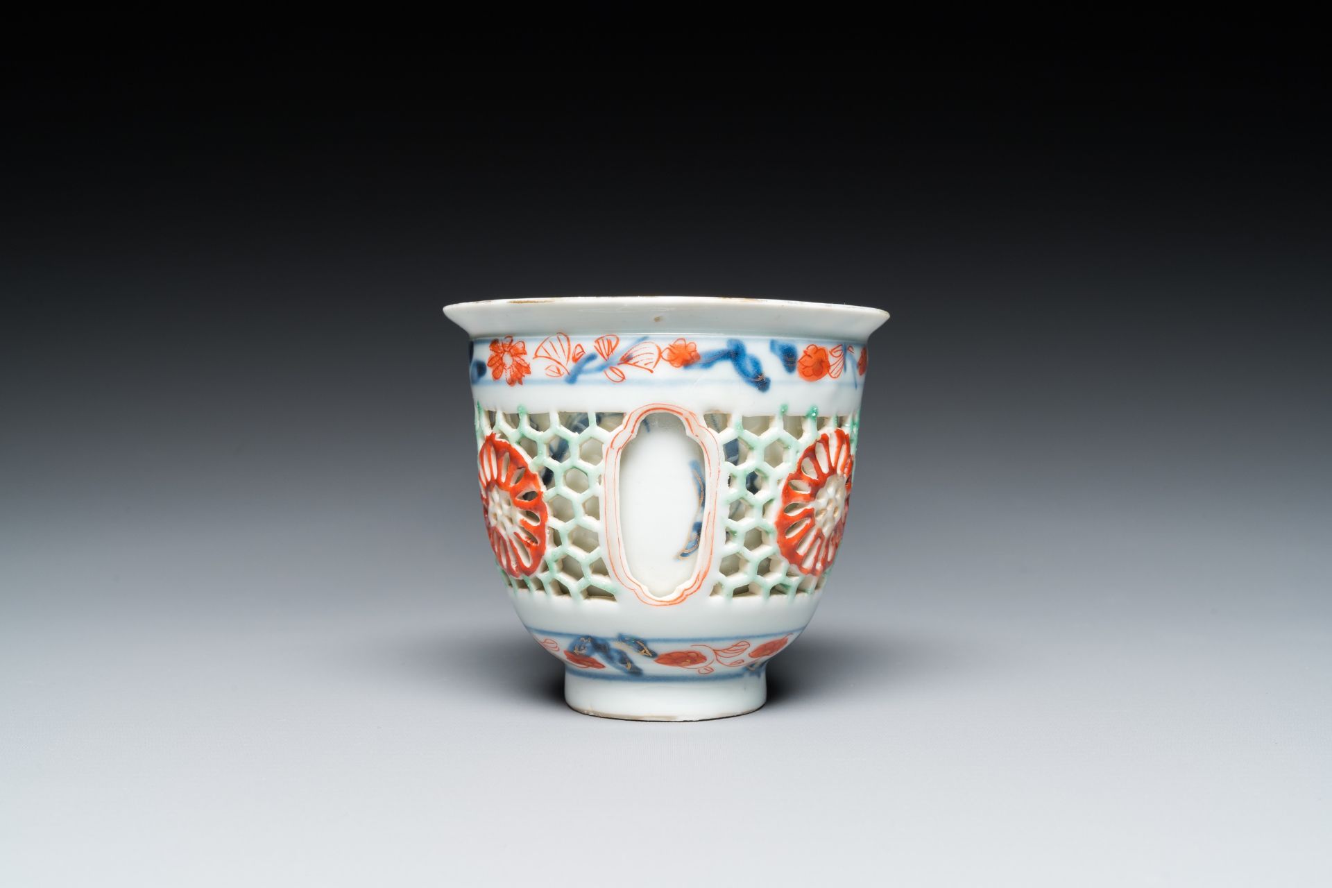 A rare Chinese famille verte double-walled reticulated cup and saucer, Kangxi - Image 7 of 13