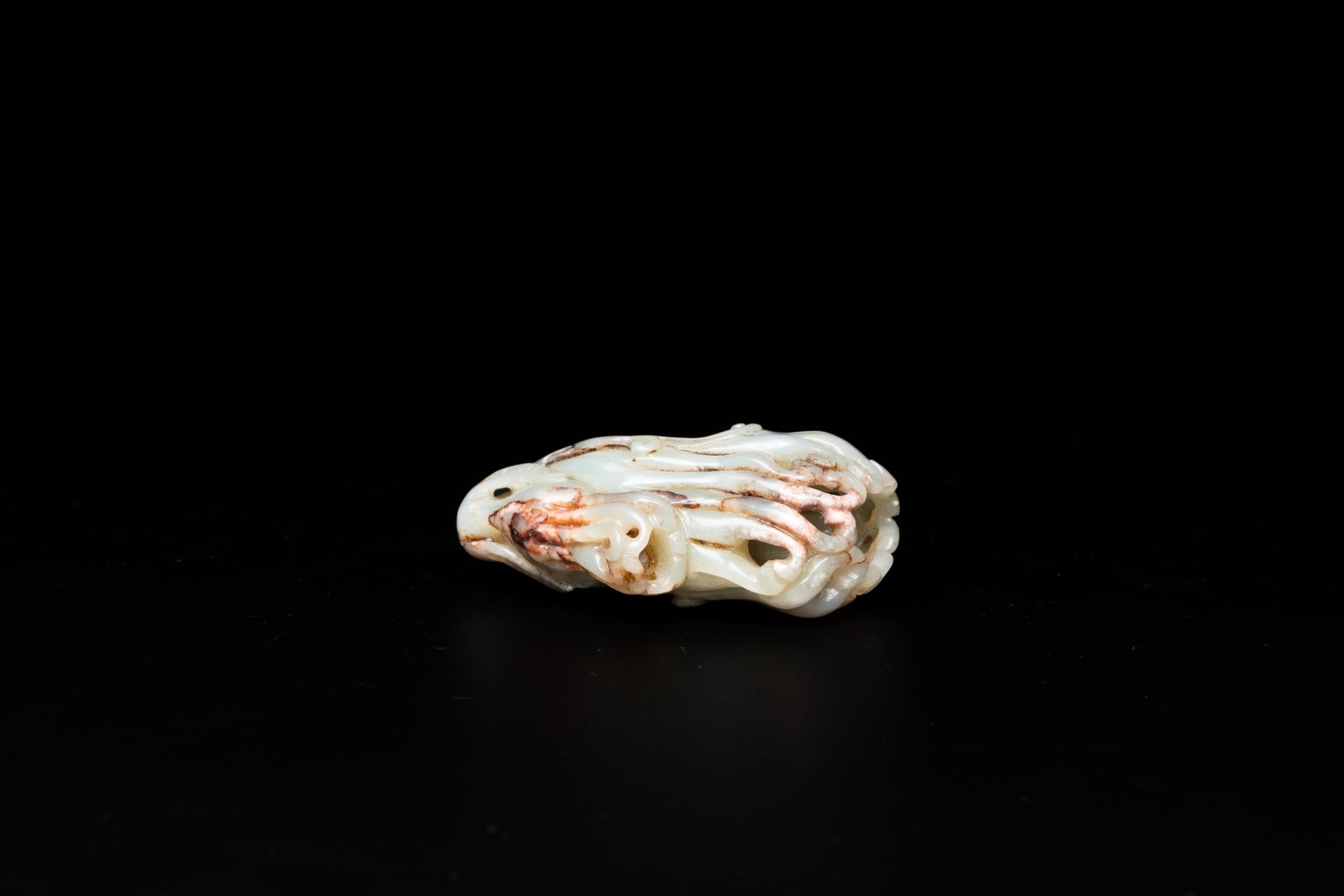 Five Chinese celadon and white jade carvings, 19/20th C. - Image 5 of 8
