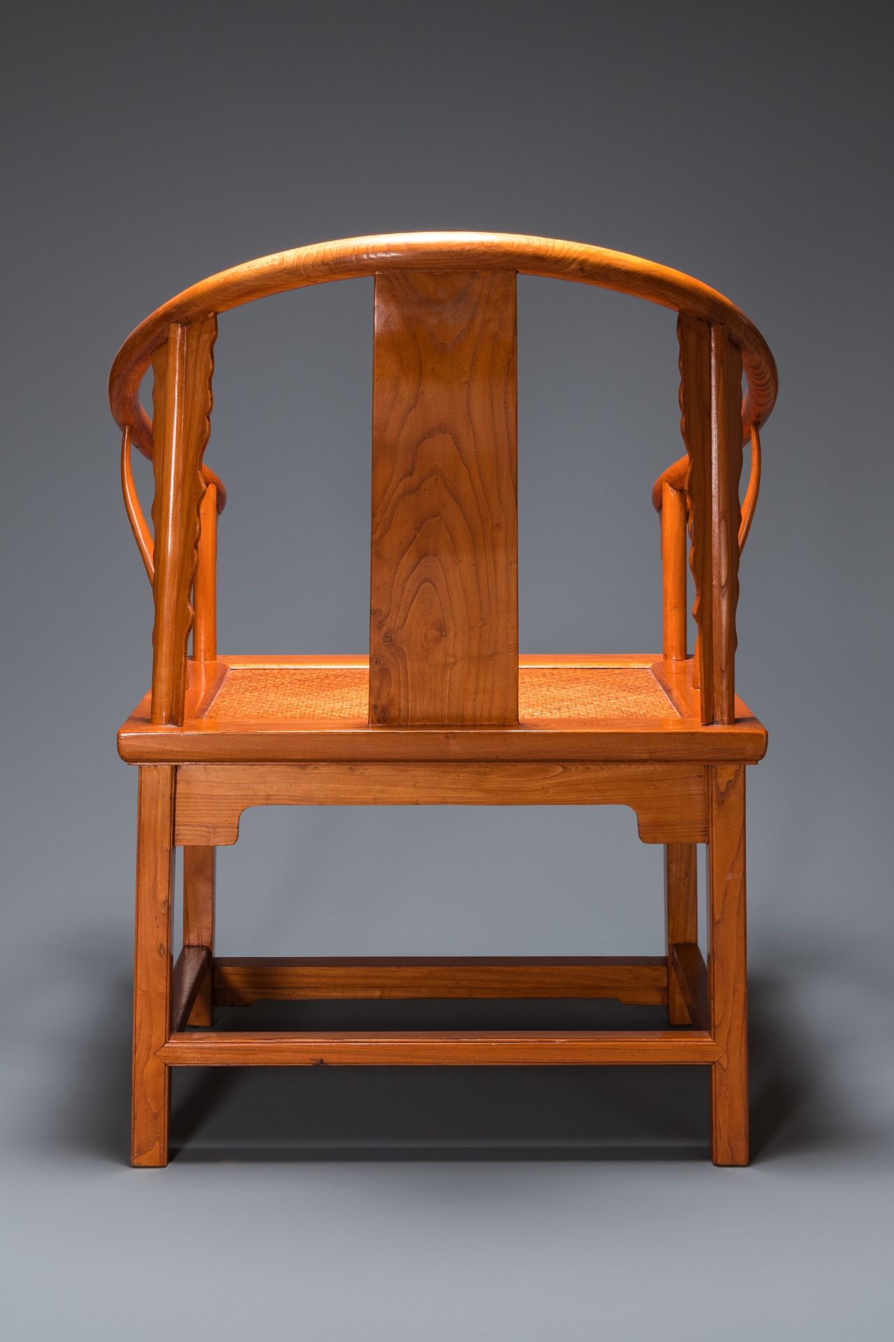 A pair of Chinese elmwood 'horseshoe' chairs, Republic - Image 8 of 20