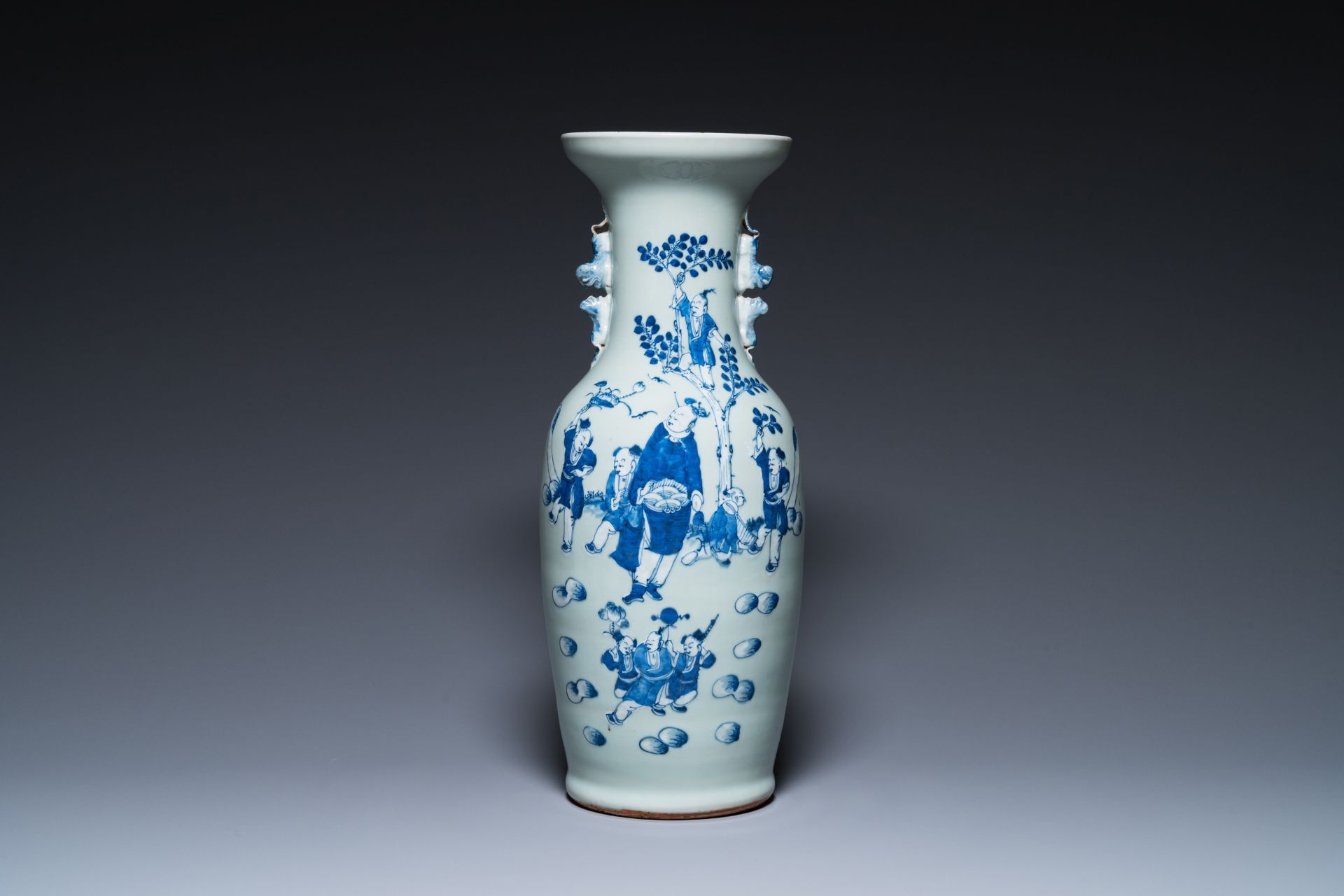 A Chinese blue and white celadon-ground vase, a pair of Nanking vases and a famille verte fish bowl, - Bild 8 aus 19