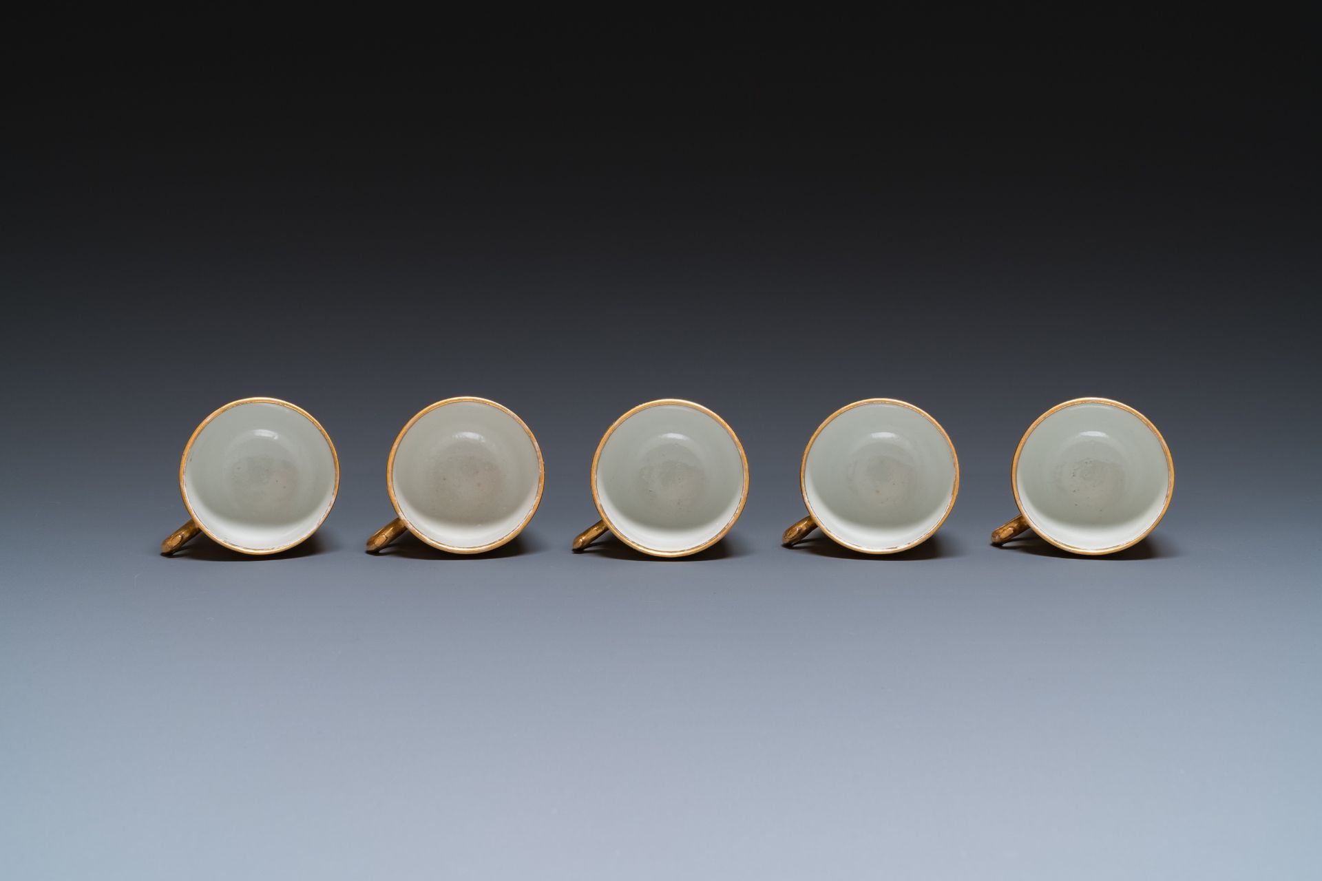 Ten rare Chinese PM-monogrammed gilt-ground cups and saucers, Yongzheng/Qianlong - Image 11 of 17