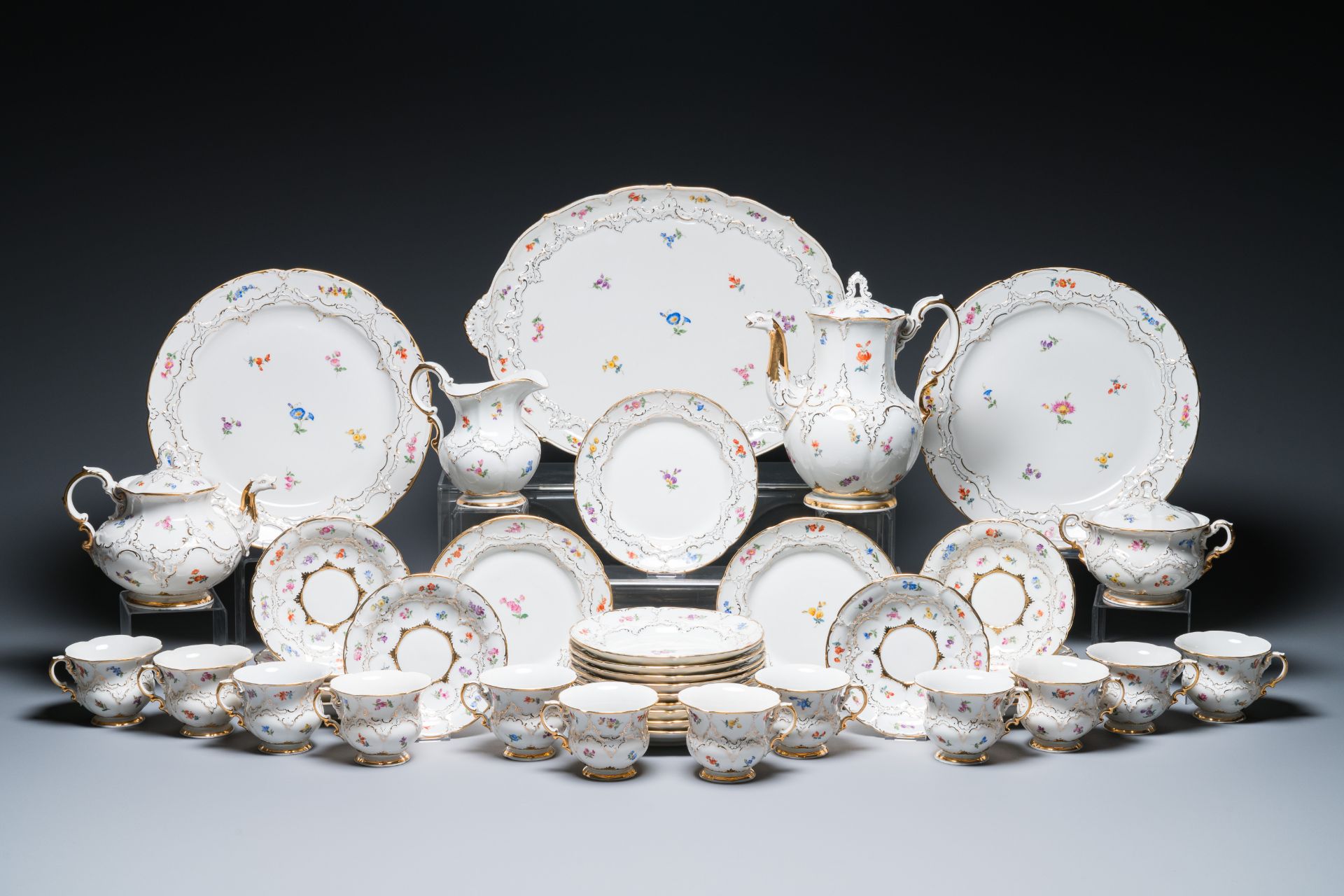 A Meissen porcelain 43-piece service with floral design, Germany, 19/20th C.