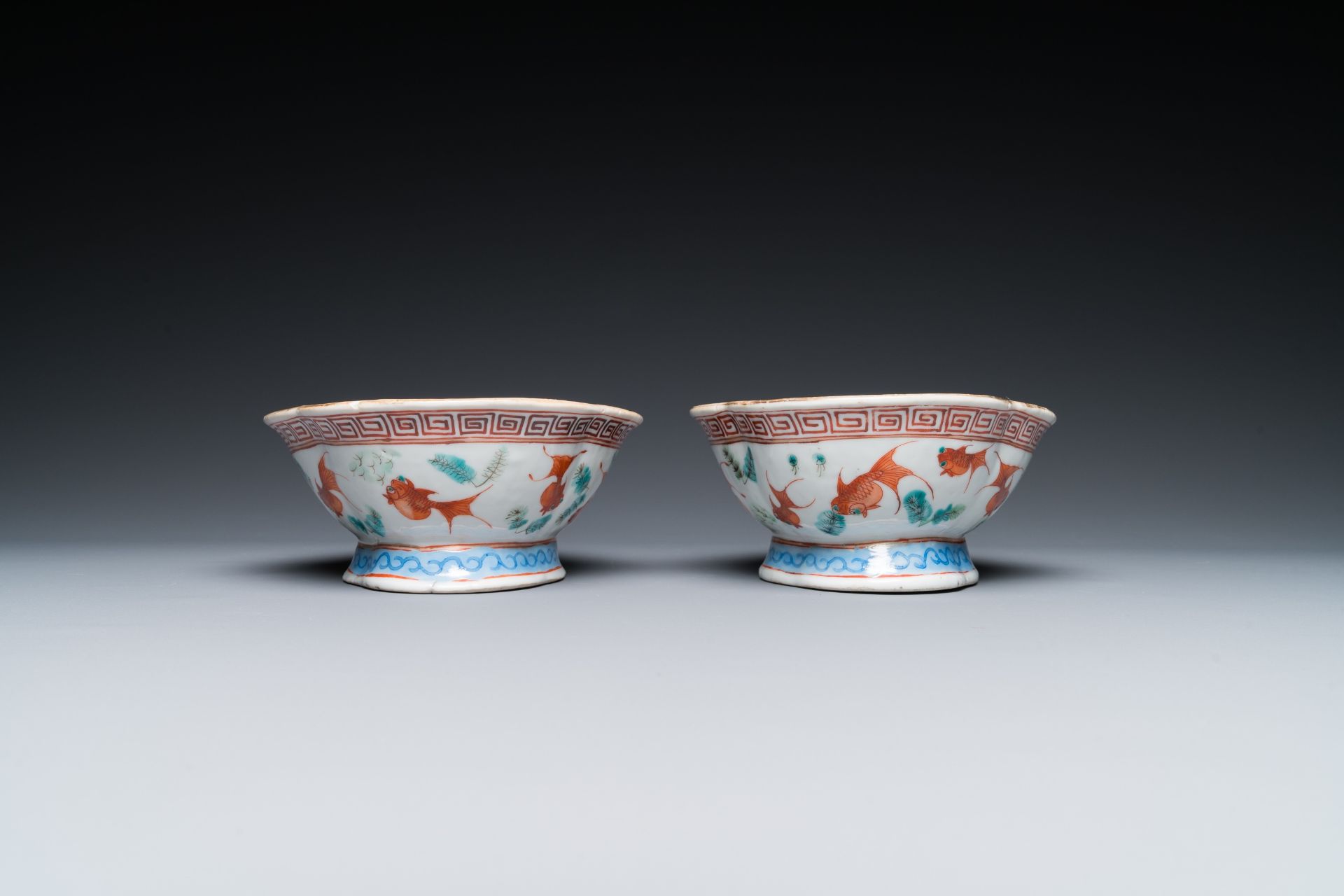 A varied collection of Chinese porcelain, 19/20th C. - Bild 15 aus 17
