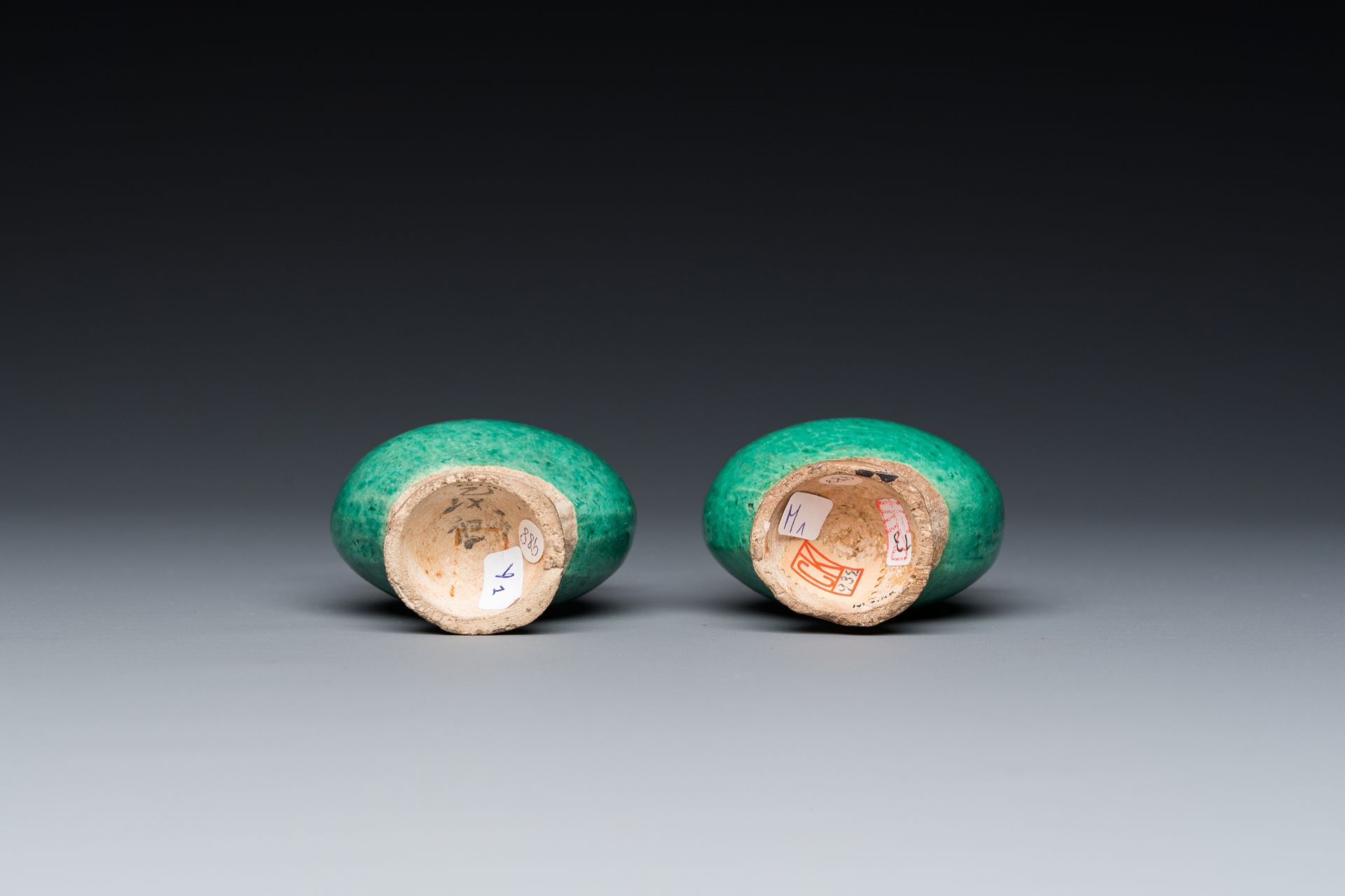 A pair of Chinese green-glazed miniature vases, Ming - Image 6 of 6